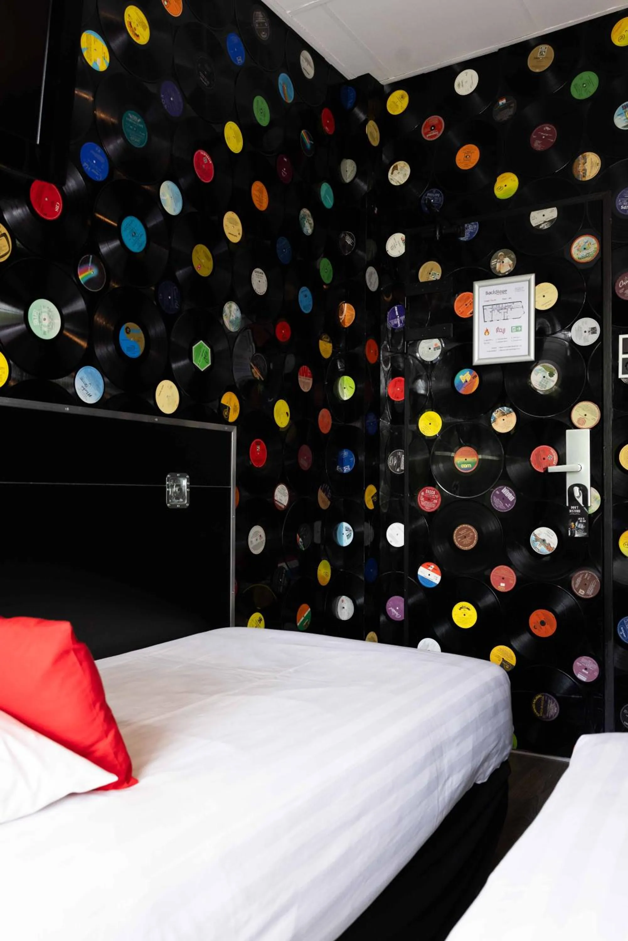 Bed in Backstage Hotel Amsterdam