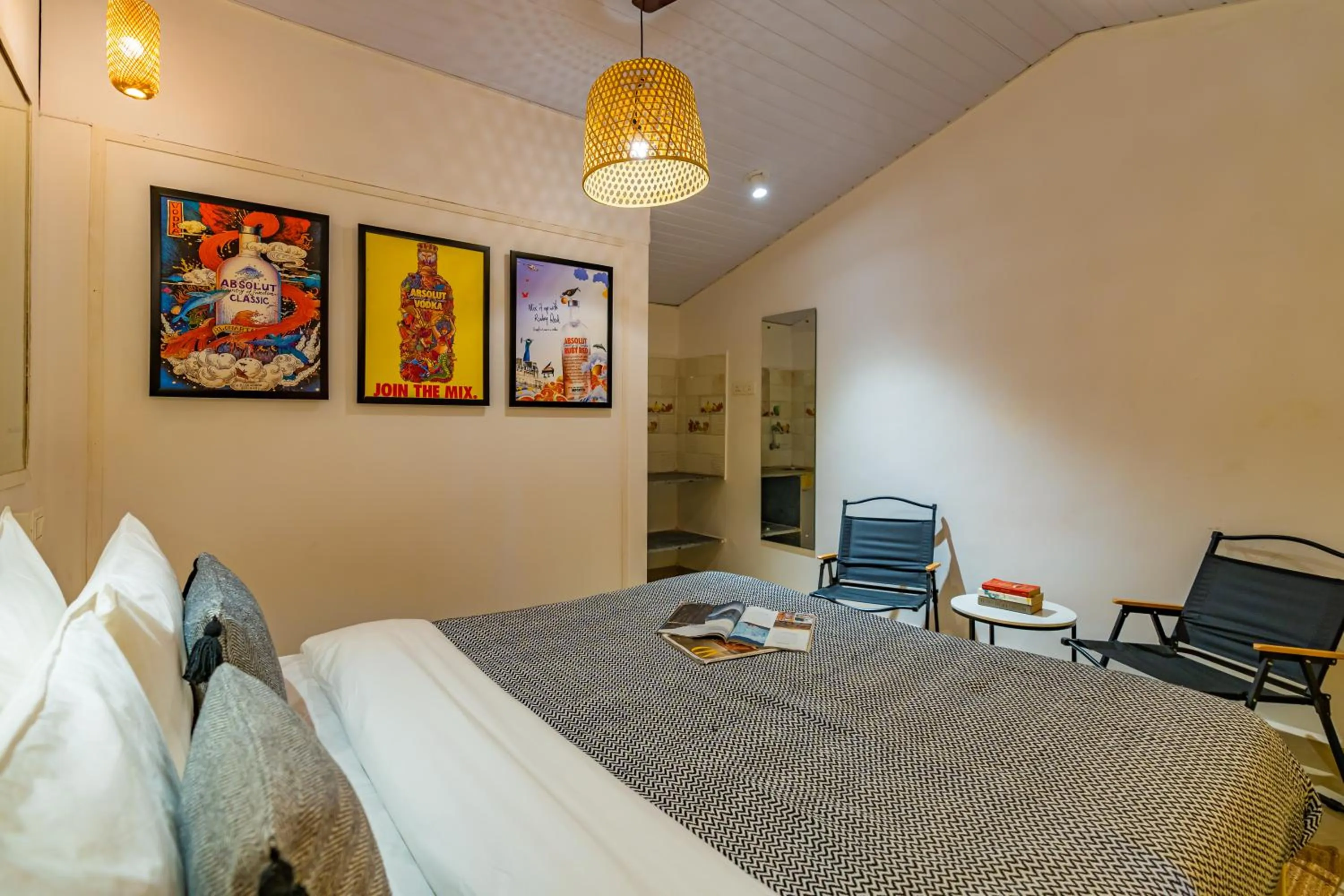 Photo of the whole room, Bed in Whoopers Party Hostel, Palolem