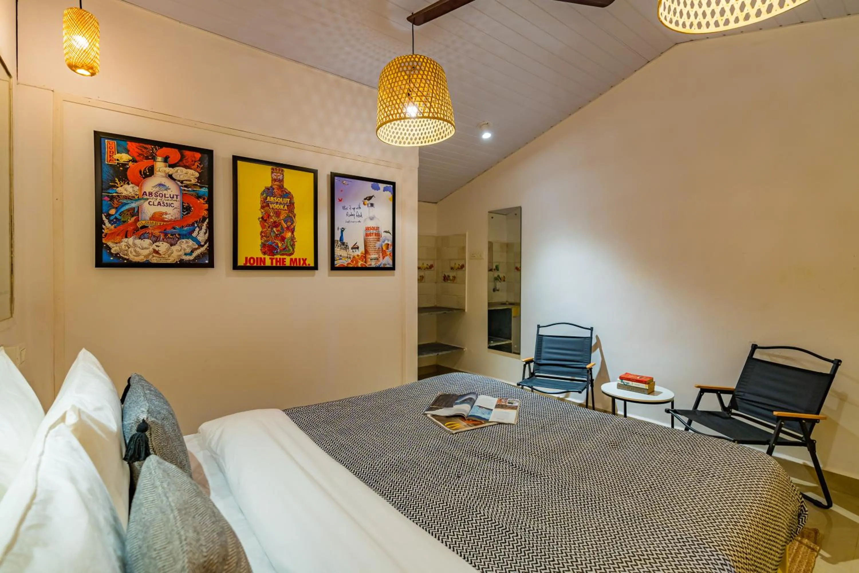 Bed in Whoopers Party Hostel, Palolem