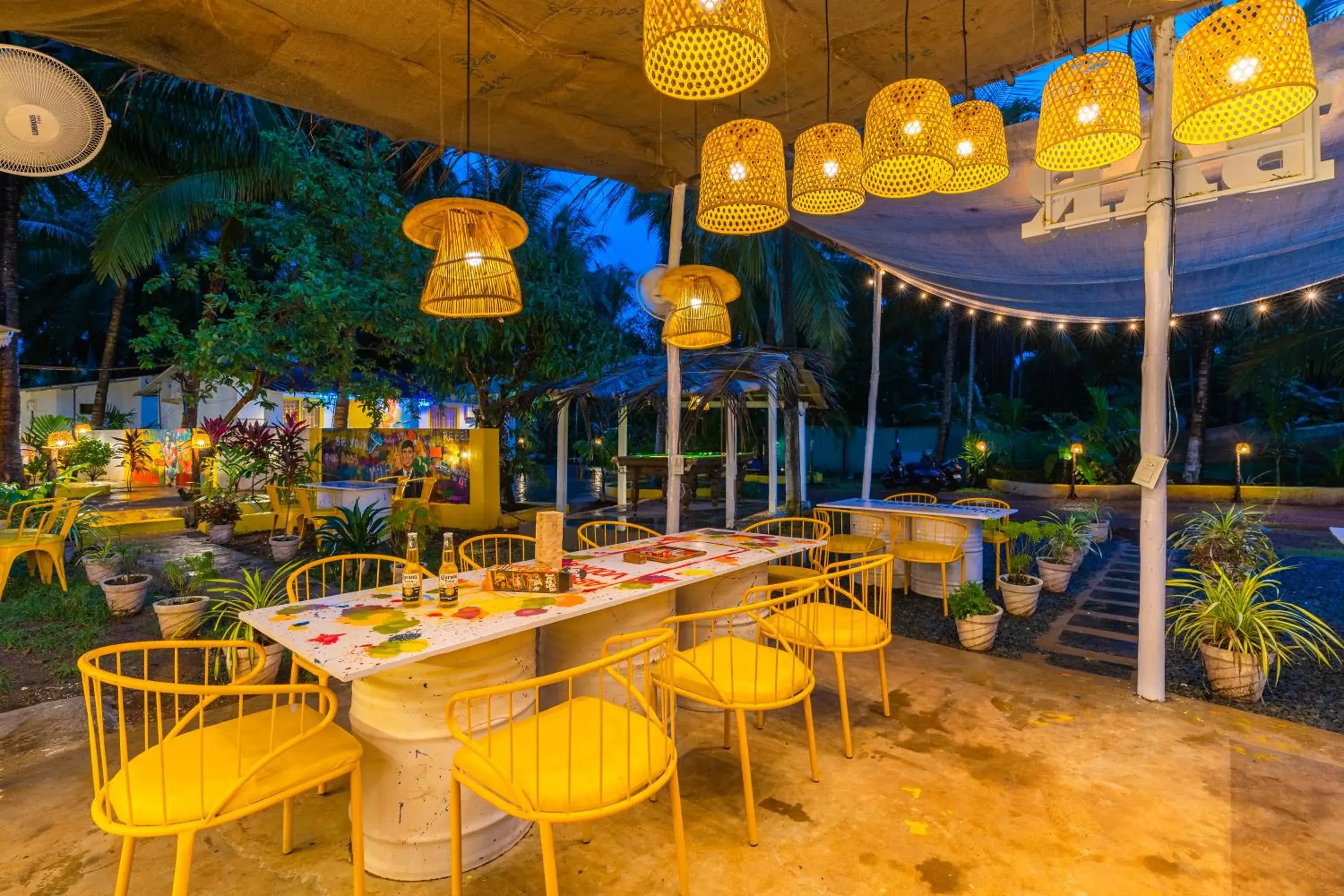 Restaurant/places to eat in Whoopers Party Hostel, Palolem Restaurant/places to eat in Whoopers Party Hostel, Palolem