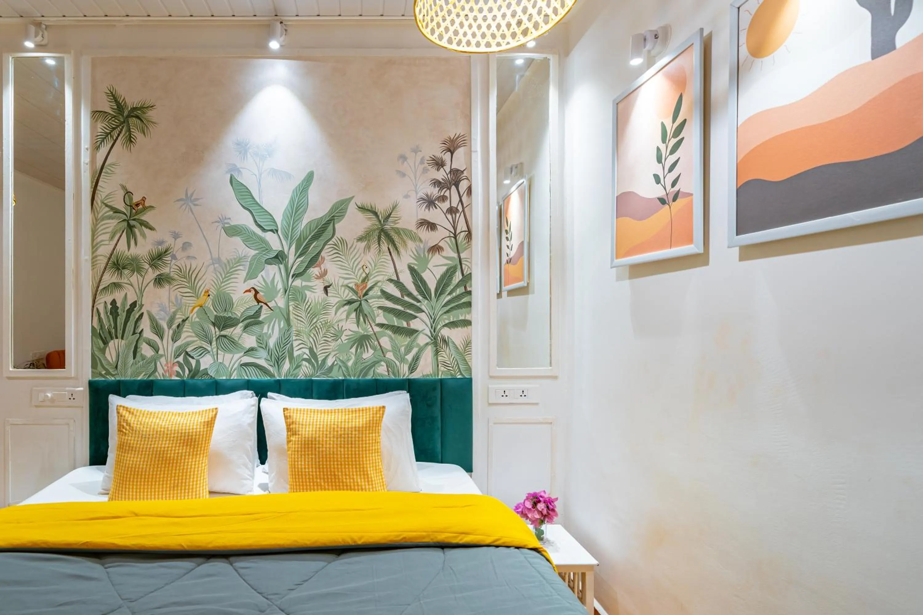 Bed in Whoopers Party Hostel, Palolem