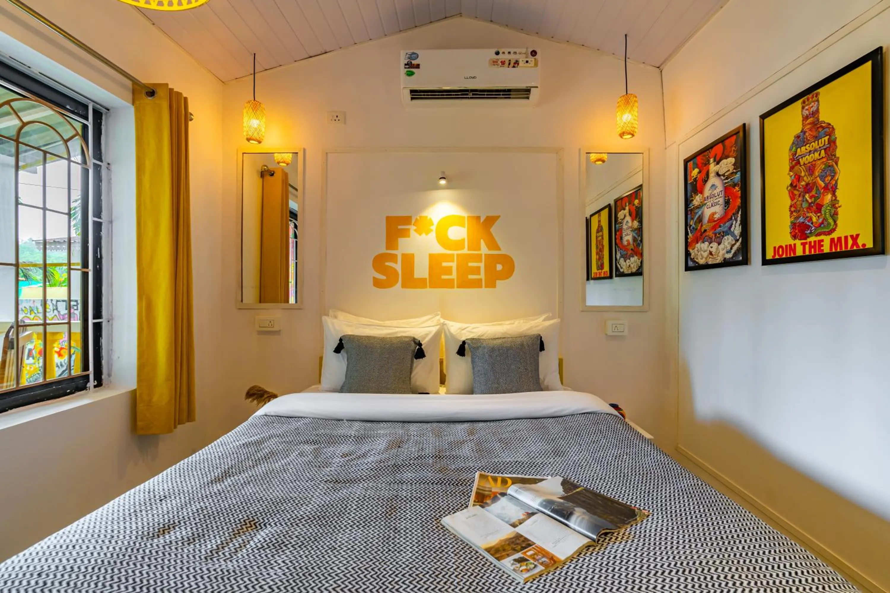 Bed in Whoopers Party Hostel, Palolem