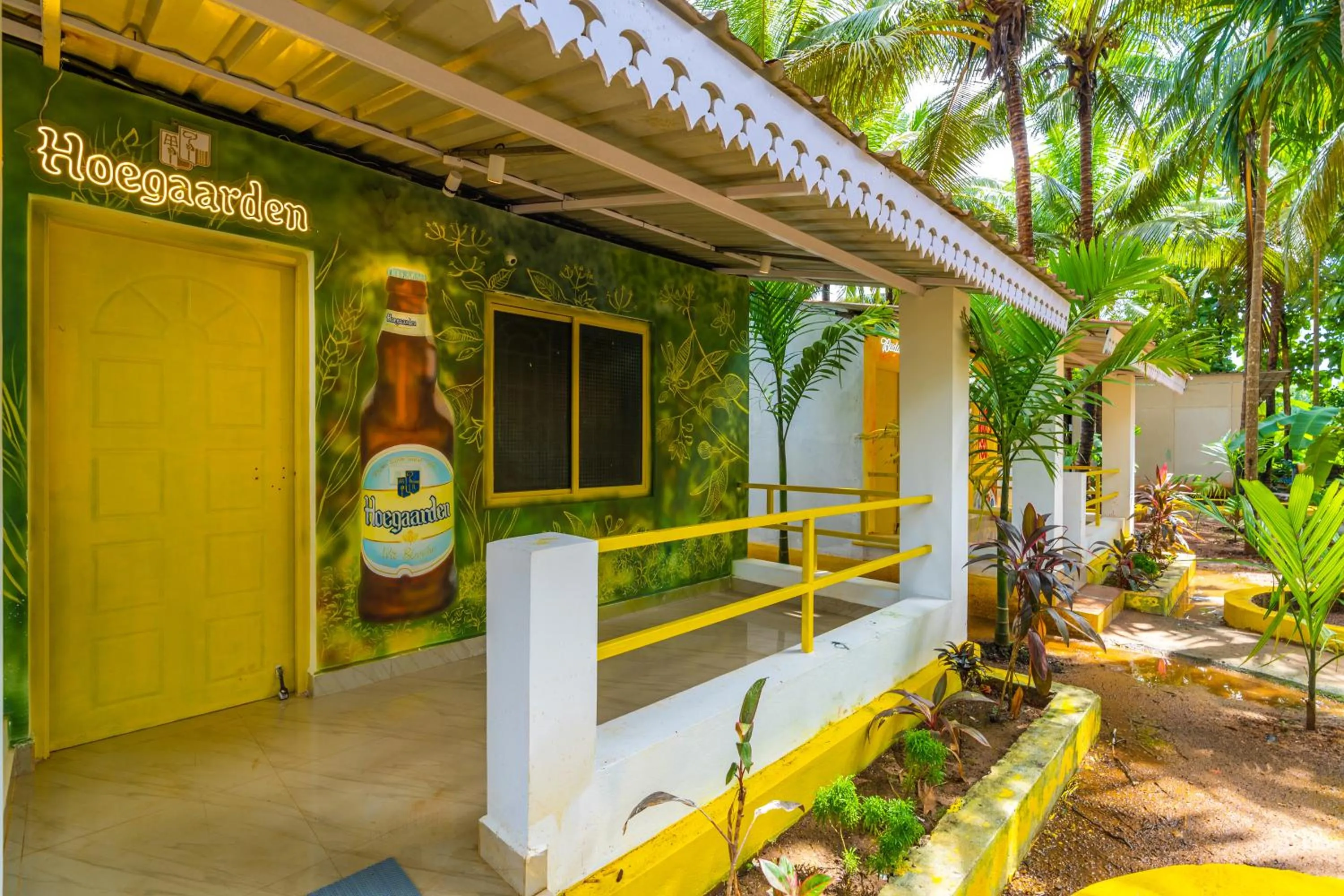 Property building in Whoopers Party Hostel, Palolem