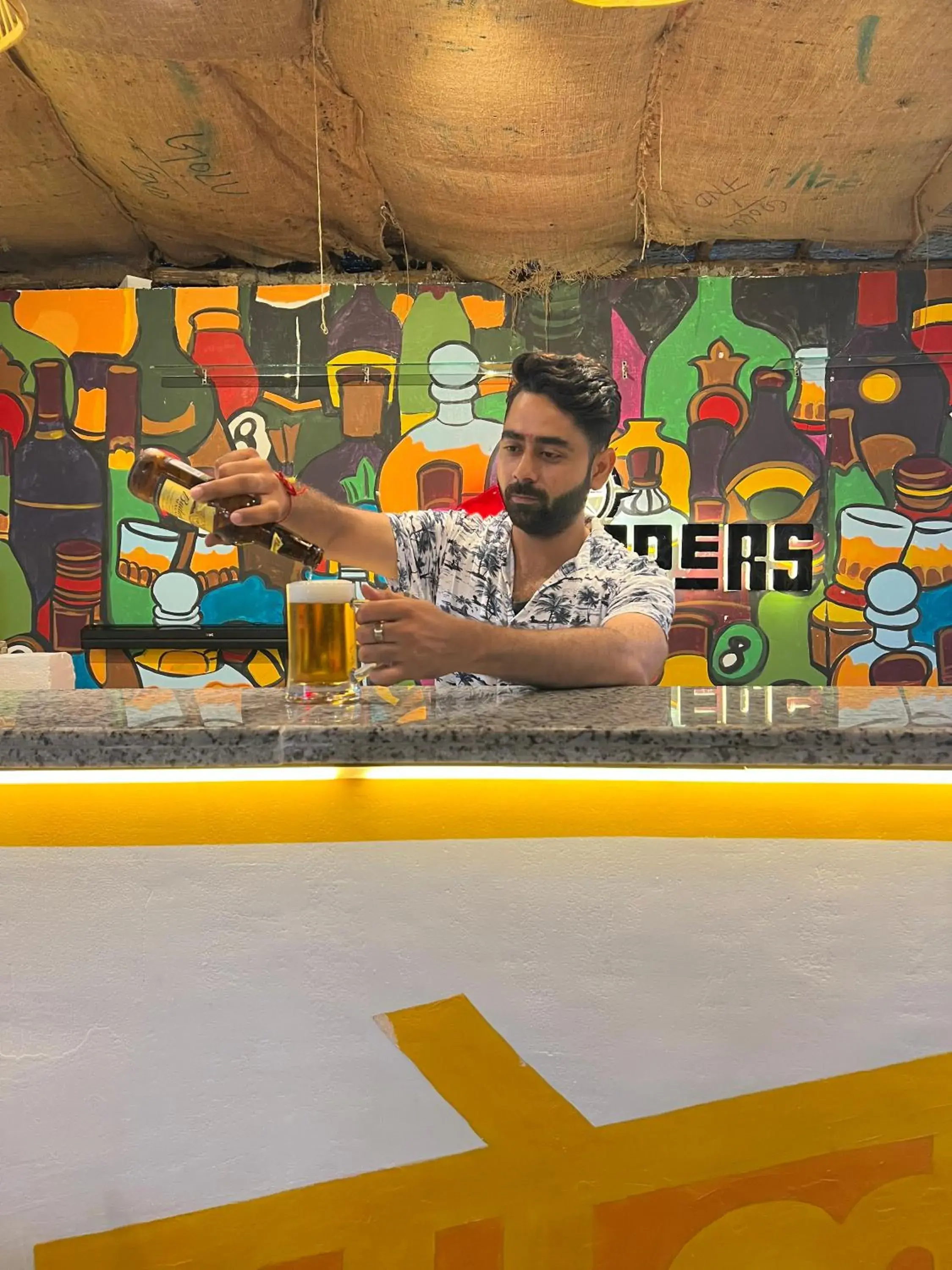 Lounge or bar in Whoopers Party Hostel, Palolem Lounge or bar in Whoopers Party Hostel, Palolem