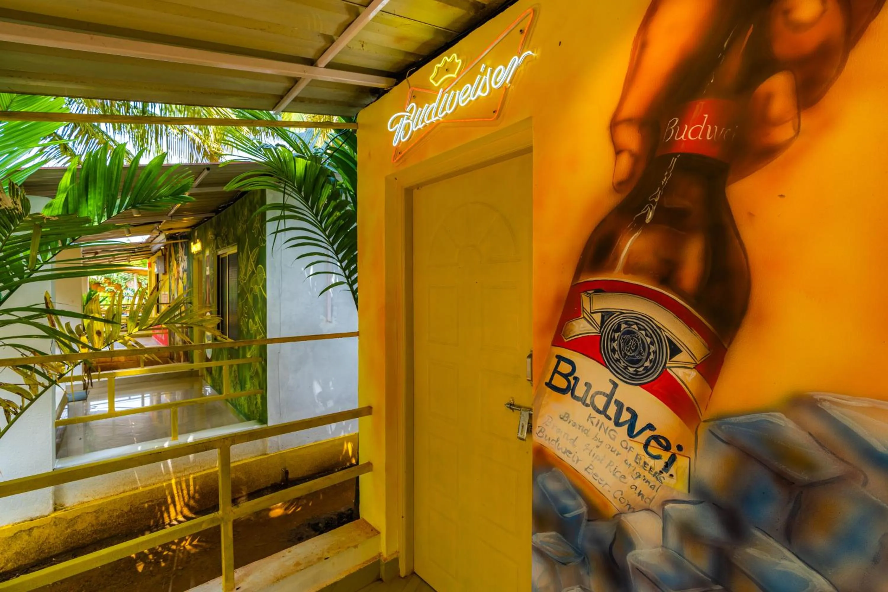 Whoopers Party Hostel, Palolem