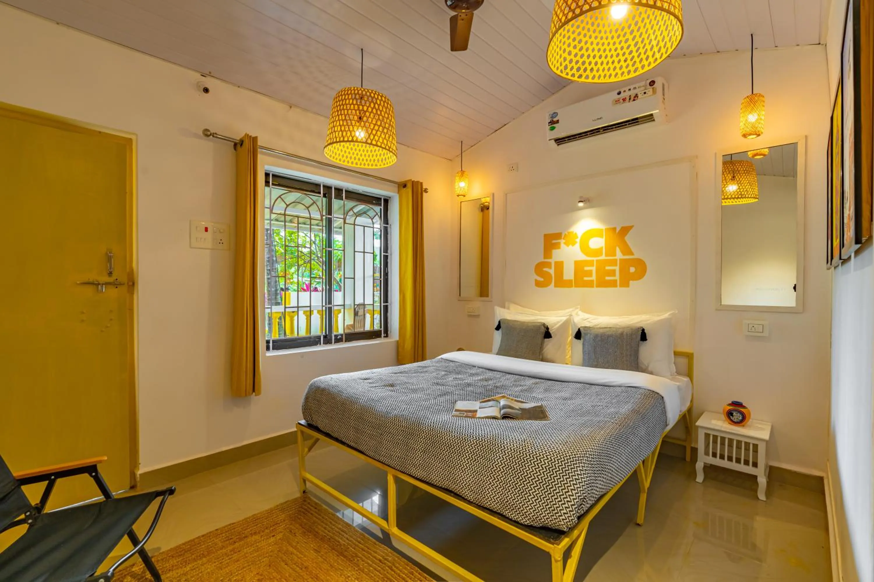 Photo of the whole room, Bed in Whoopers Party Hostel, Palolem