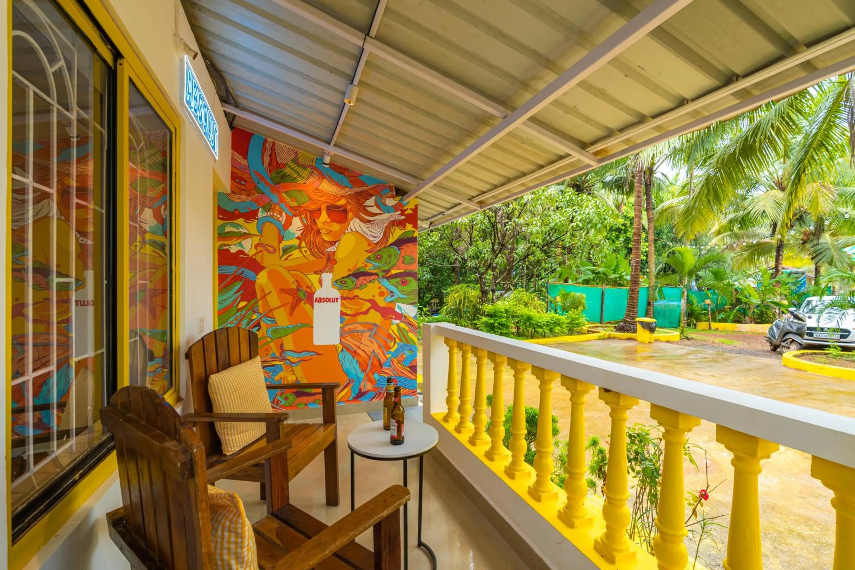Balcony/Terrace in Whoopers Party Hostel, Palolem