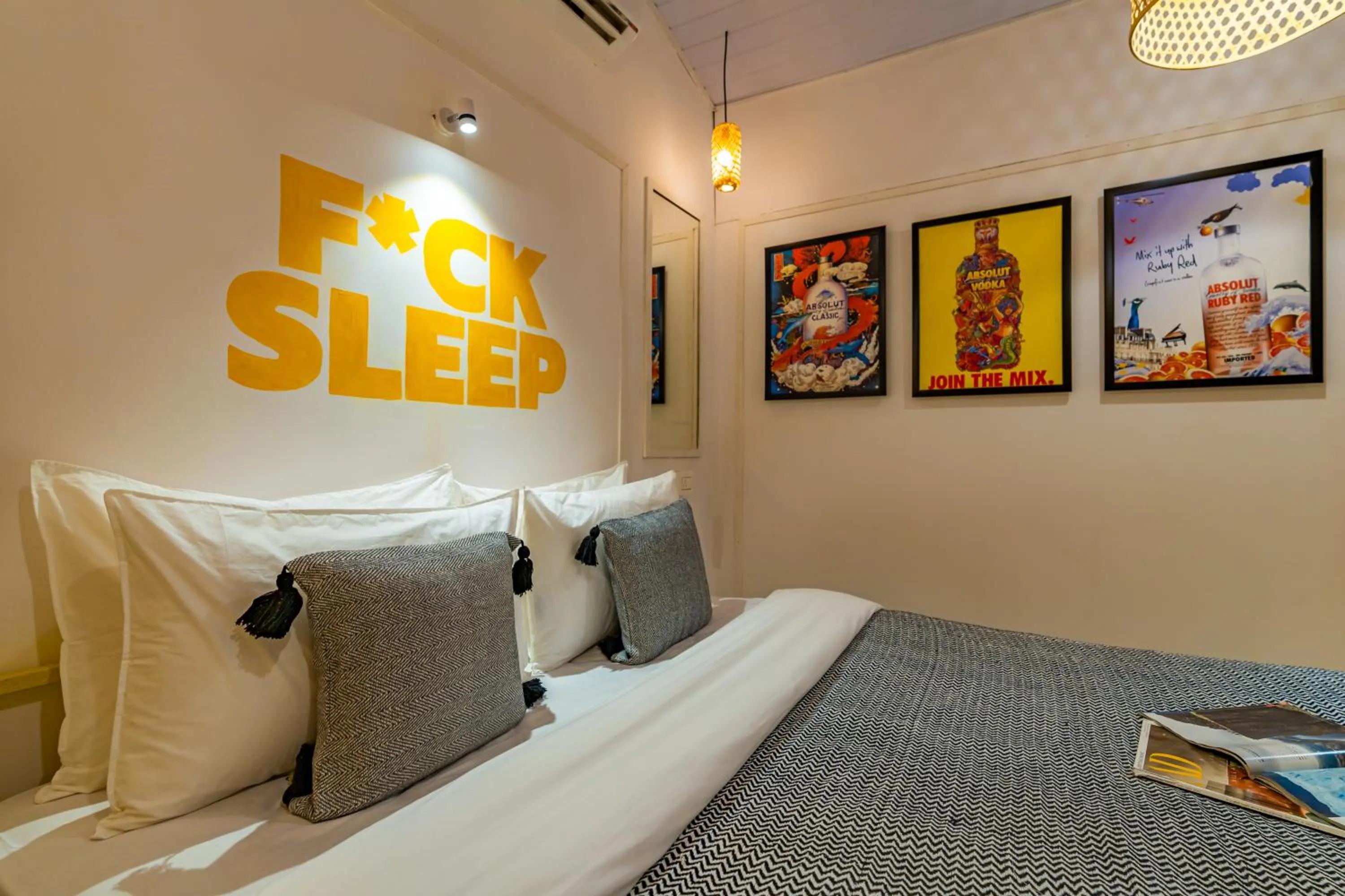 Bed in Whoopers Party Hostel, Palolem