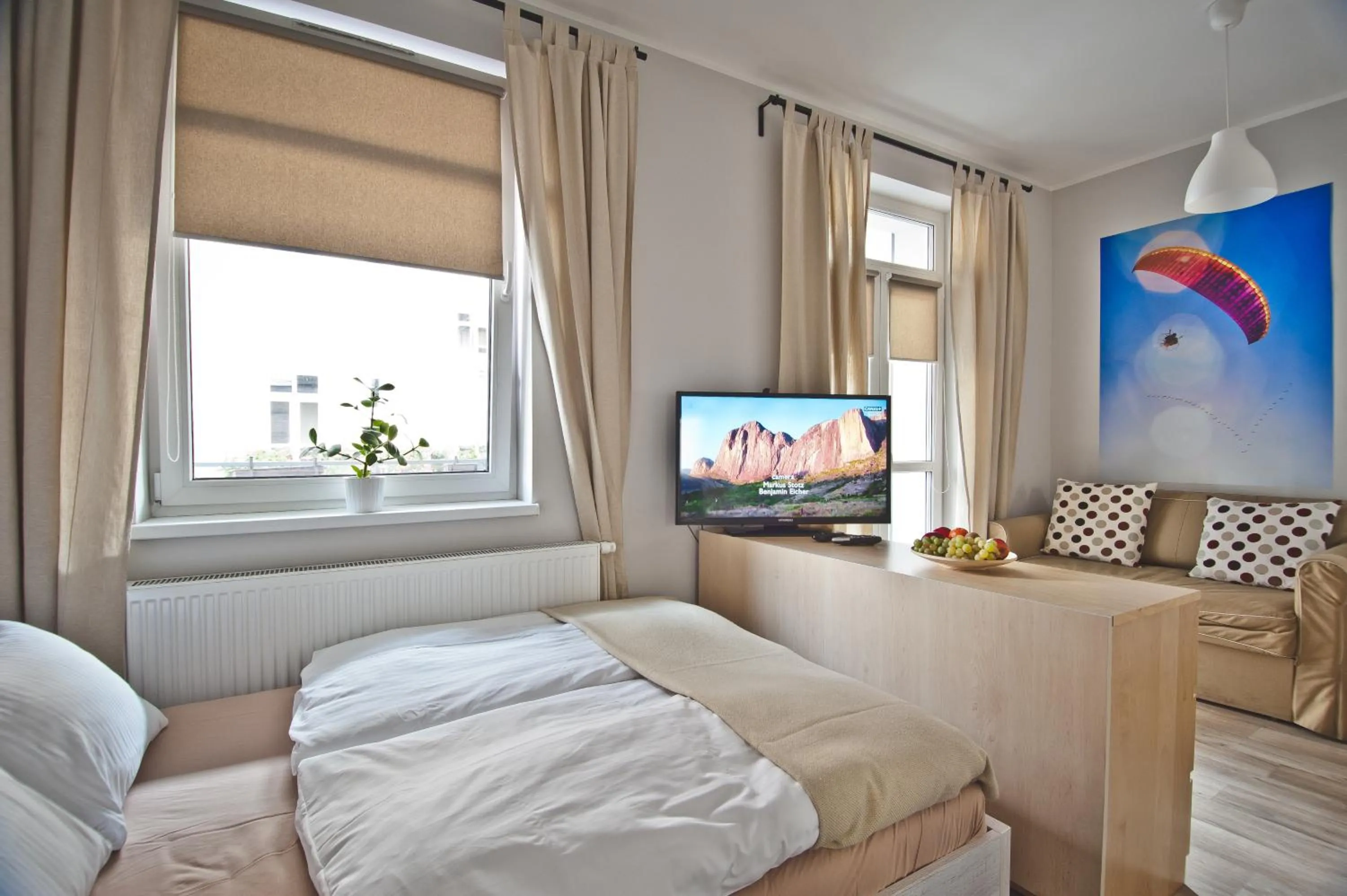 TV and multimedia, Bed in Apartamenty Leszno