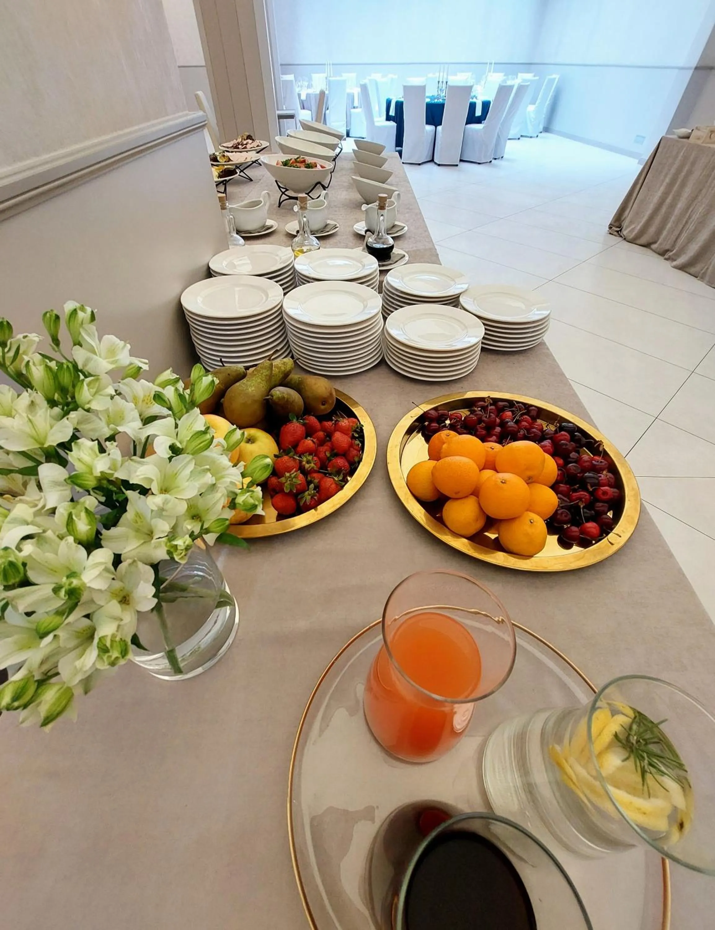Food close-up in 70s Hostel
