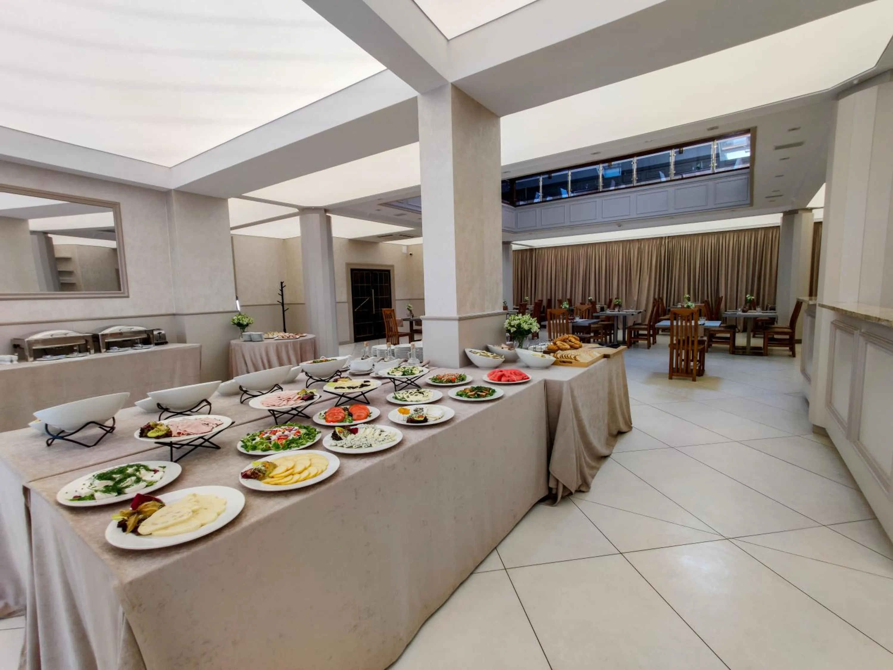 Food close-up in 70s Hostel