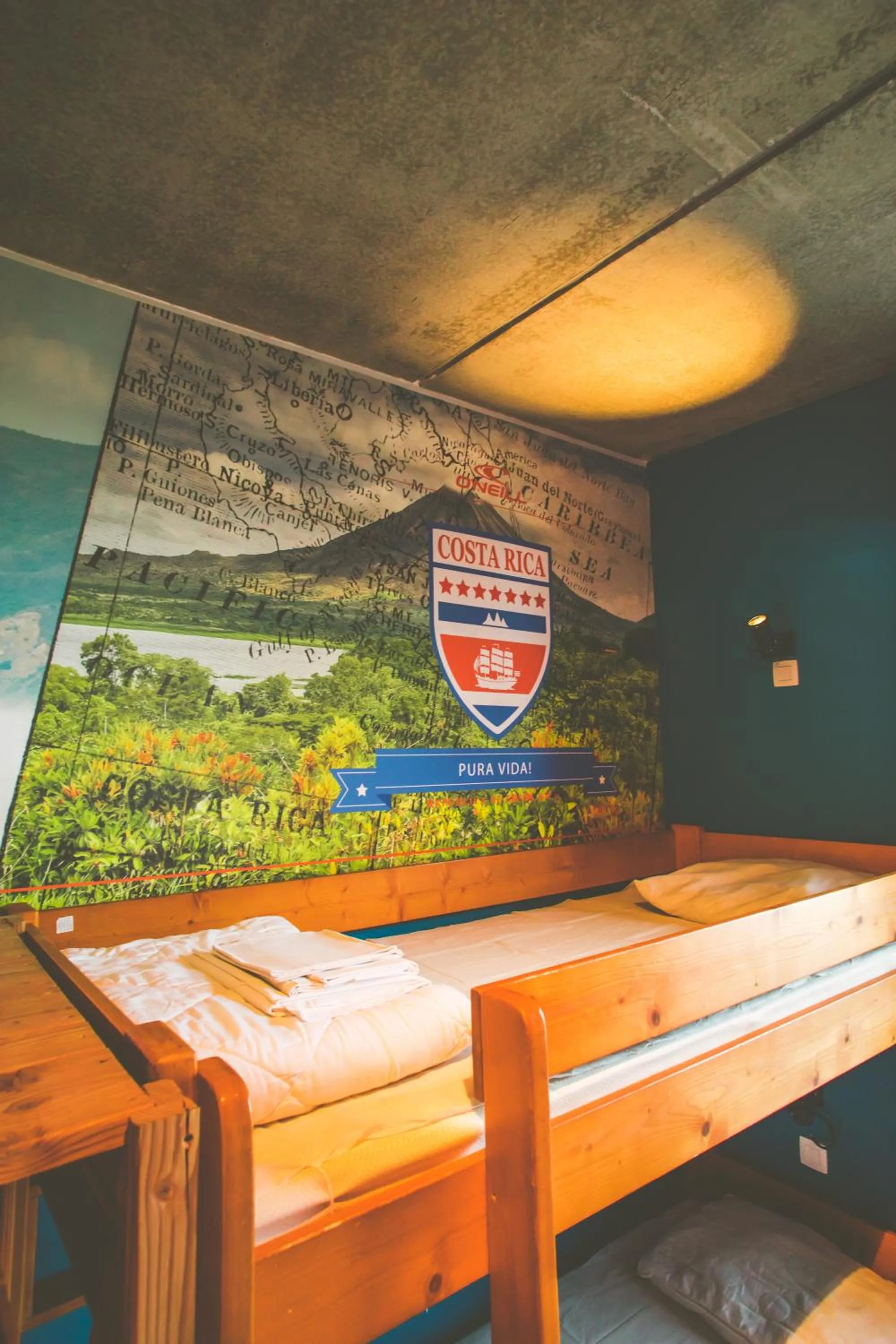 Bedroom in Lakeside Paradise Sport Hostel