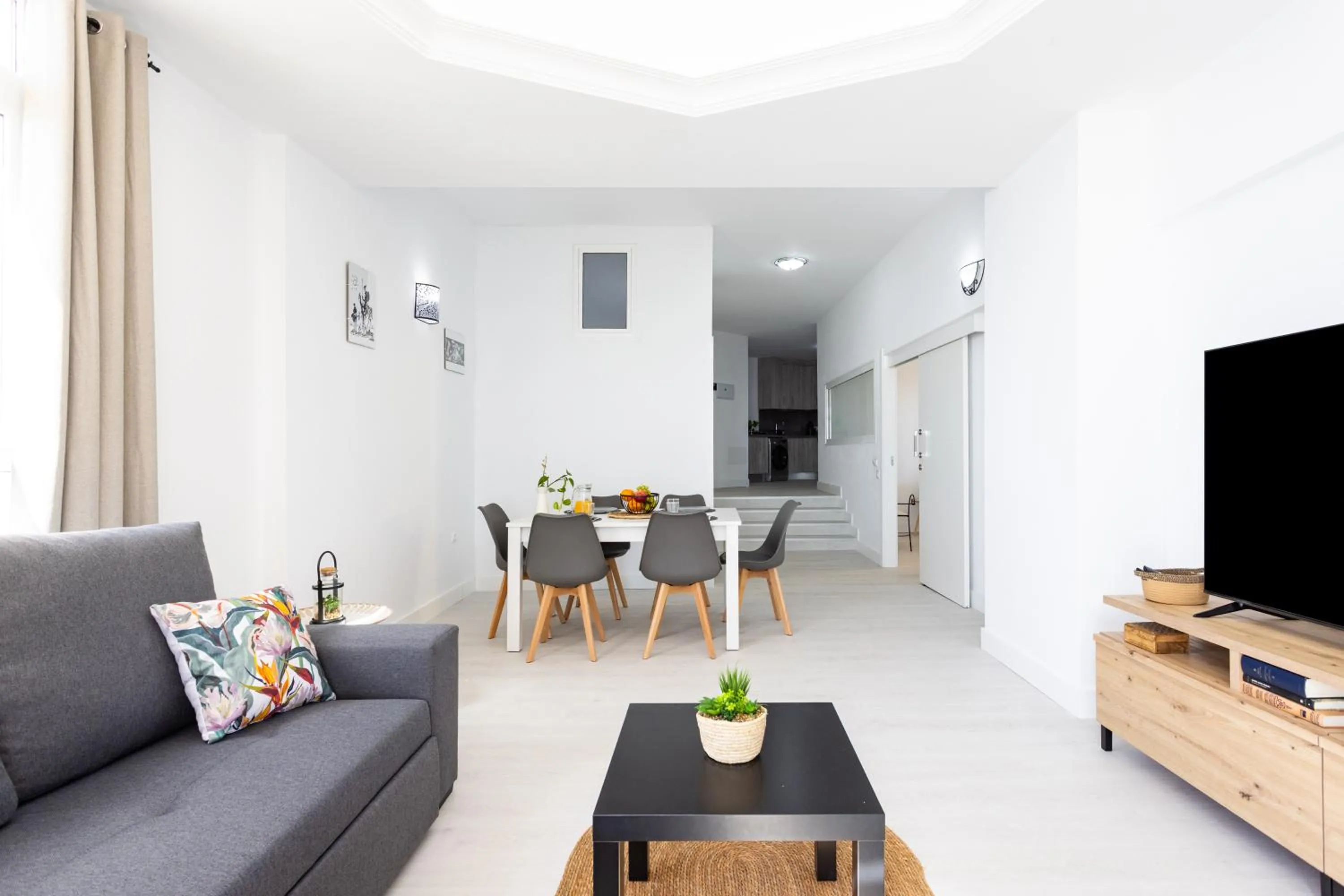 TV and multimedia in Apartamento Natural Ocean Pool