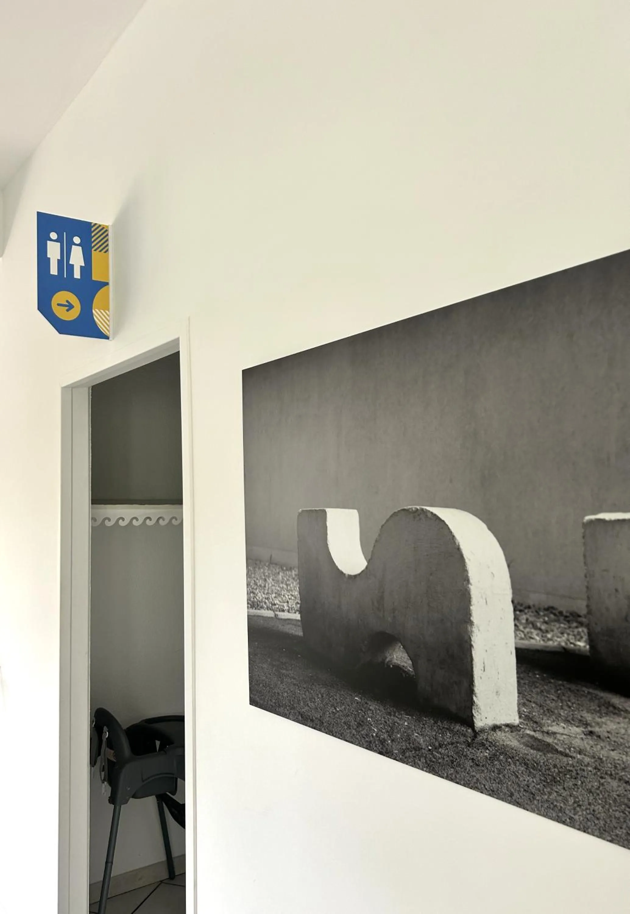 Decorative detail in Hôtel Les Rives Bleues