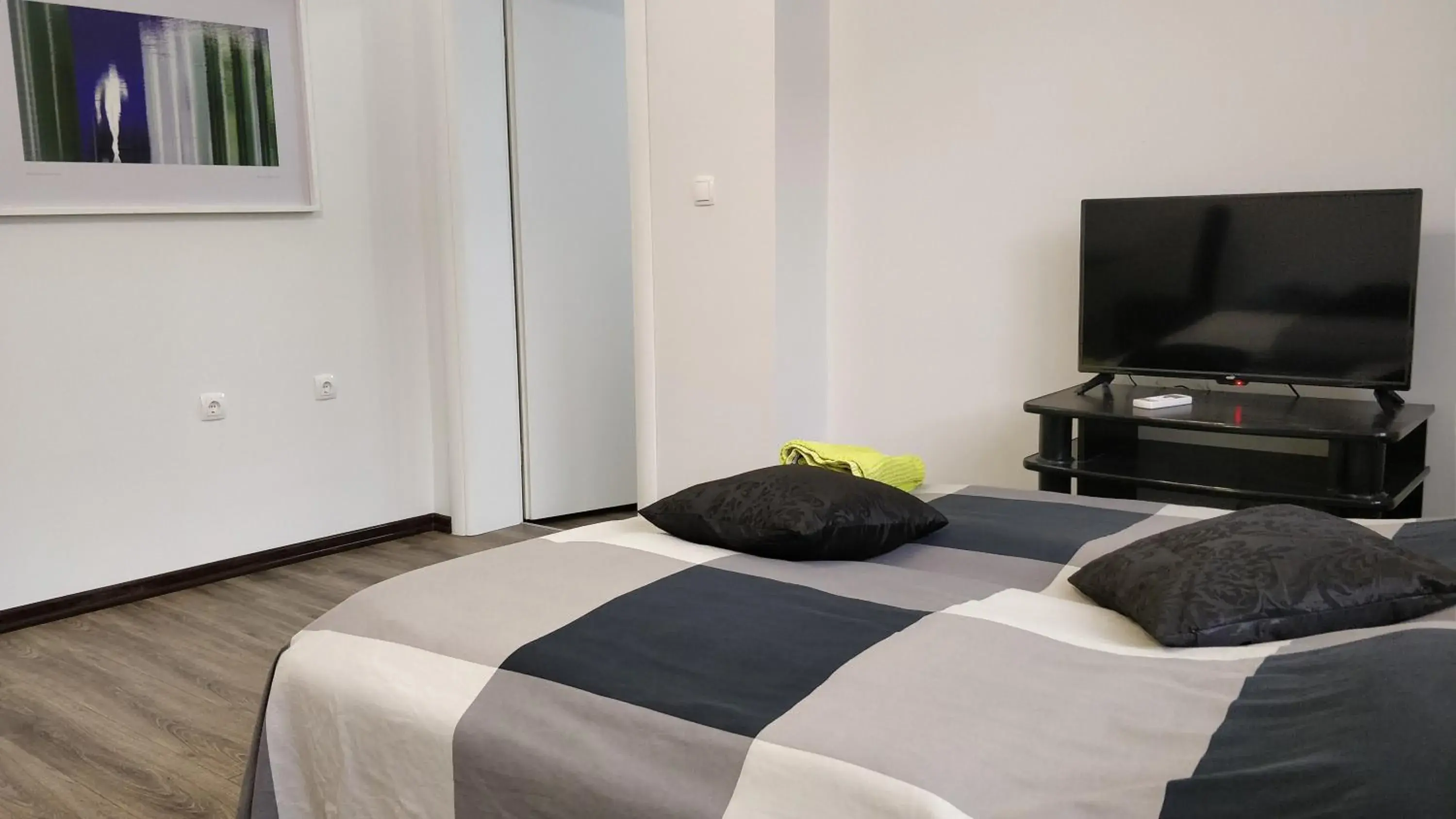 Two-Bedroom Apartment in Apartments Town Center Two-Bedroom Apartment in Apartments Town Center