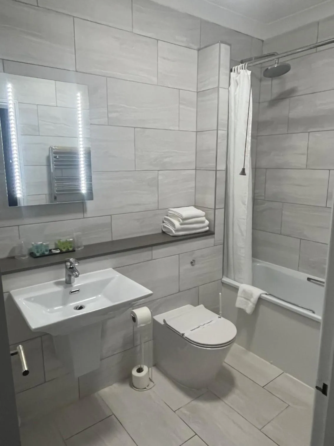 Bathroom in Sorrento Hotel & Restaurant