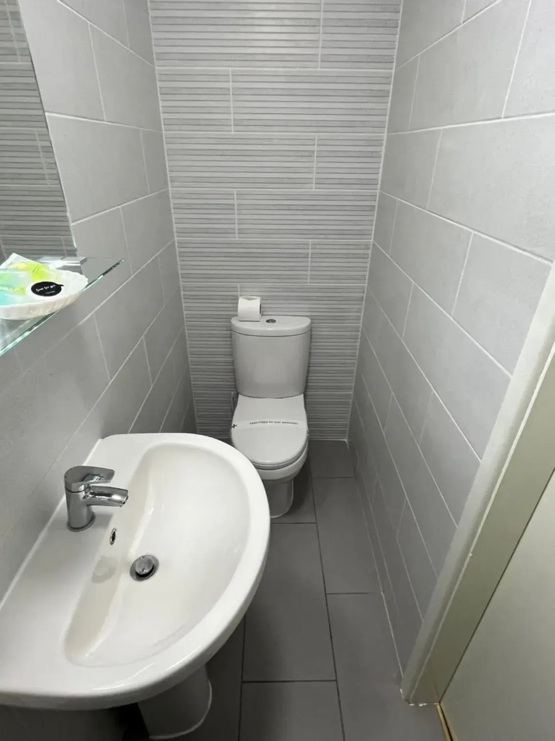 Toilet, Bathroom in Sorrento Hotel & Restaurant