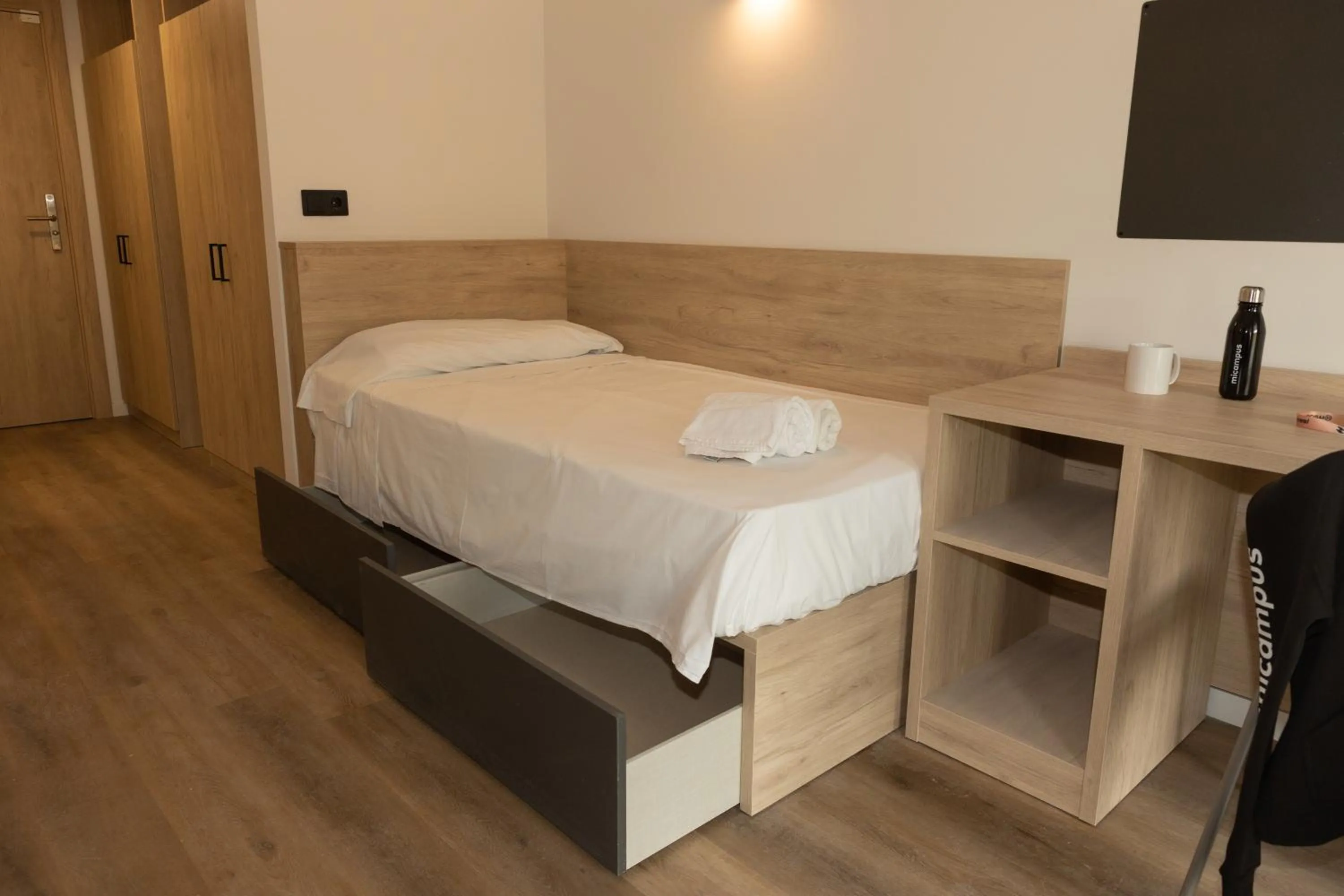 Photo of the whole room, Bed in Micampus Burjassot Parque Student Residence