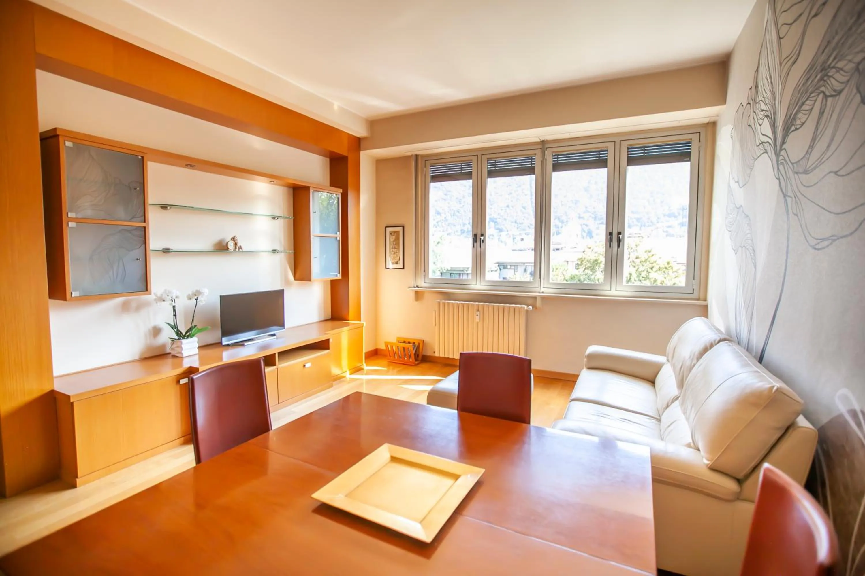 Living room in Skyline by Comorooms