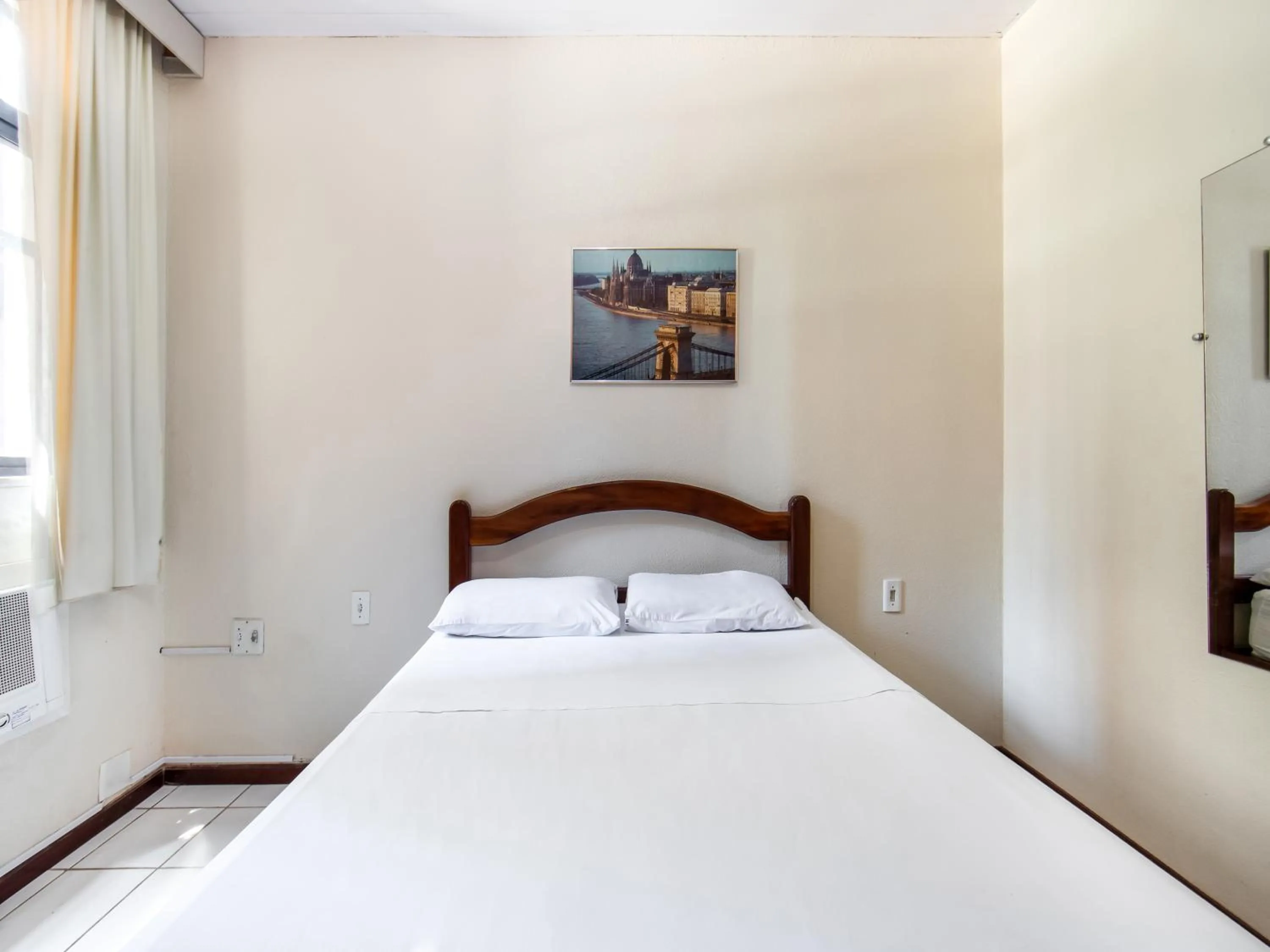 Photo of the whole room in Netuno Beach Hotel