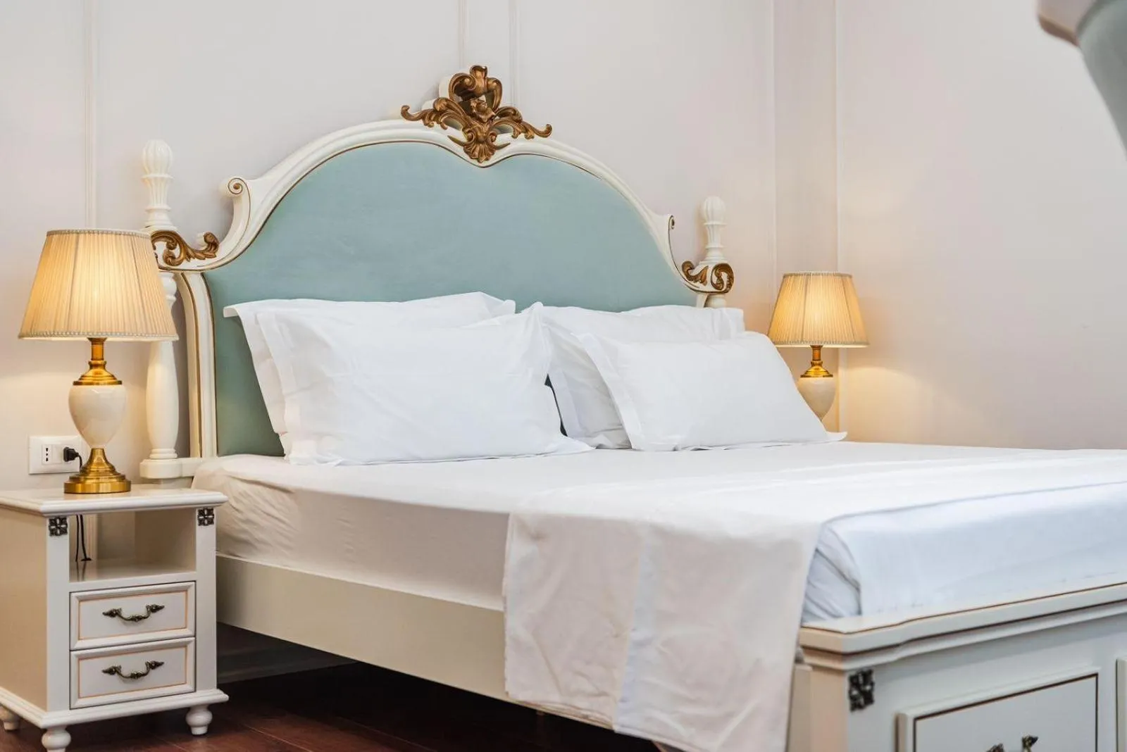 SOL INVICTUS Boutique Hotel Durres Albania