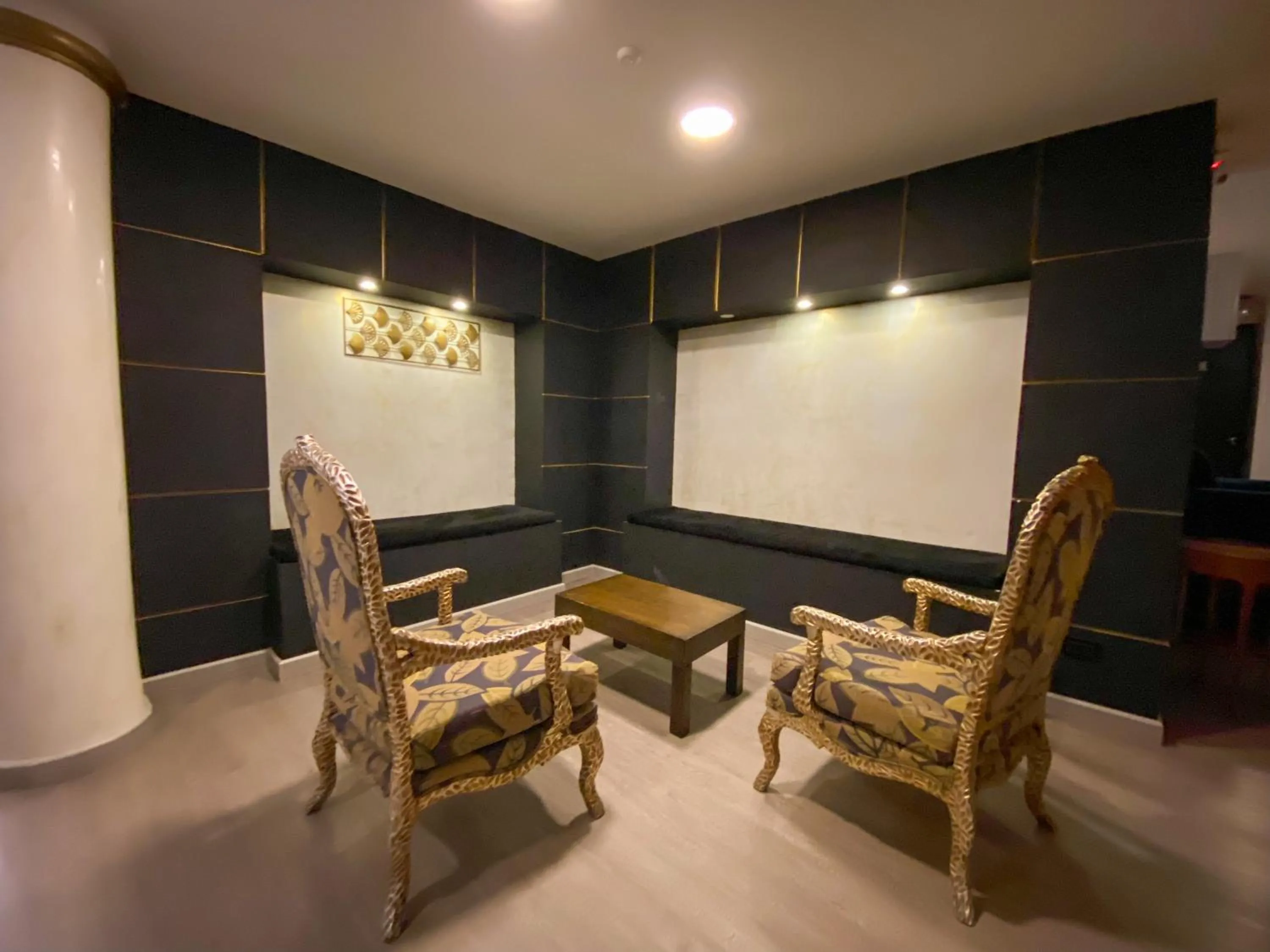 Seating area in Orbe Hotel Medellín