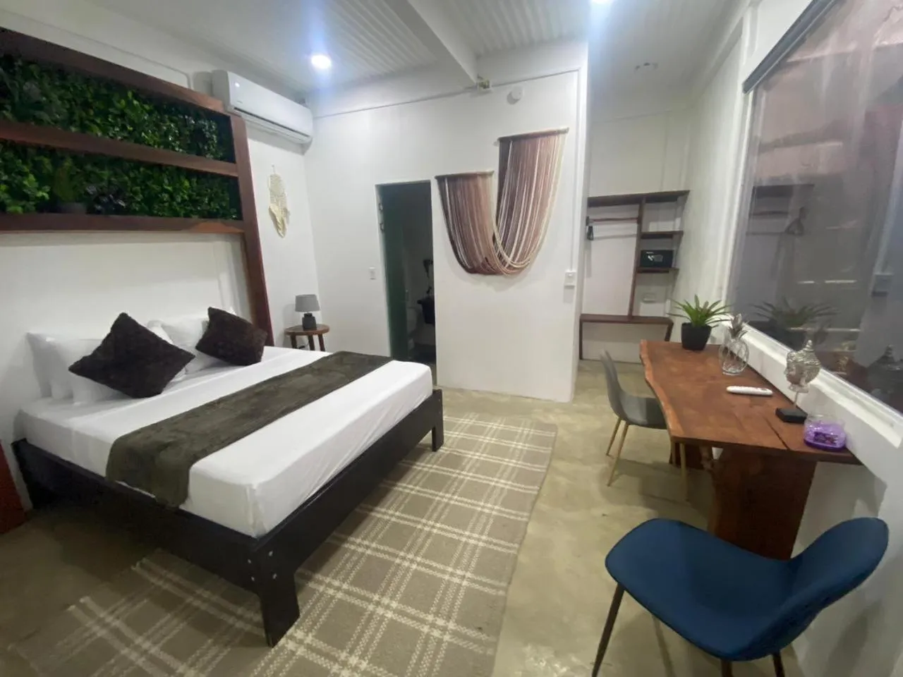 Bed in El Deseo Serendipity Tortuguero