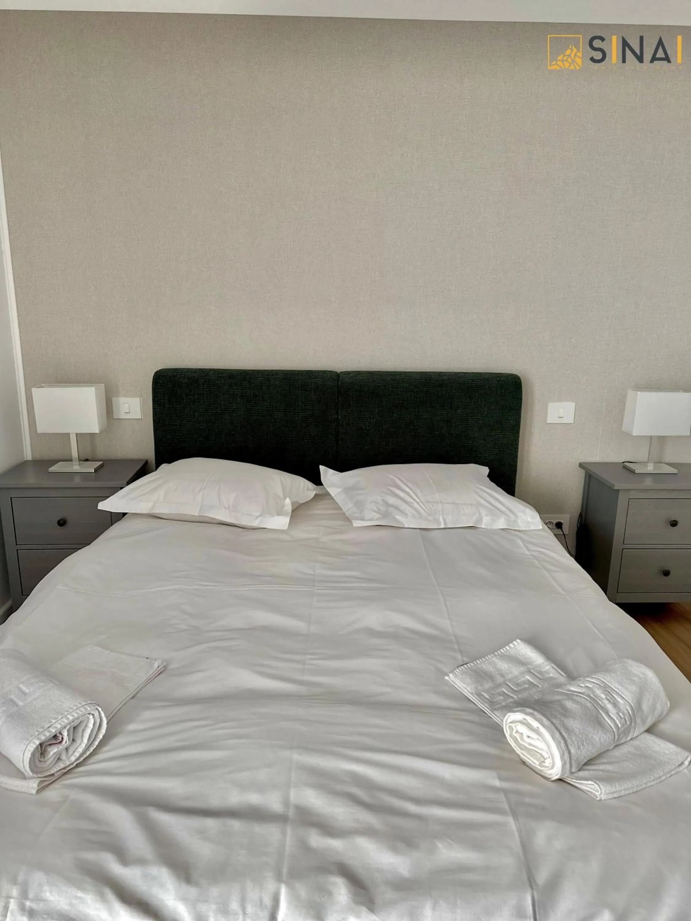 Bed in SINAI APH Apartments