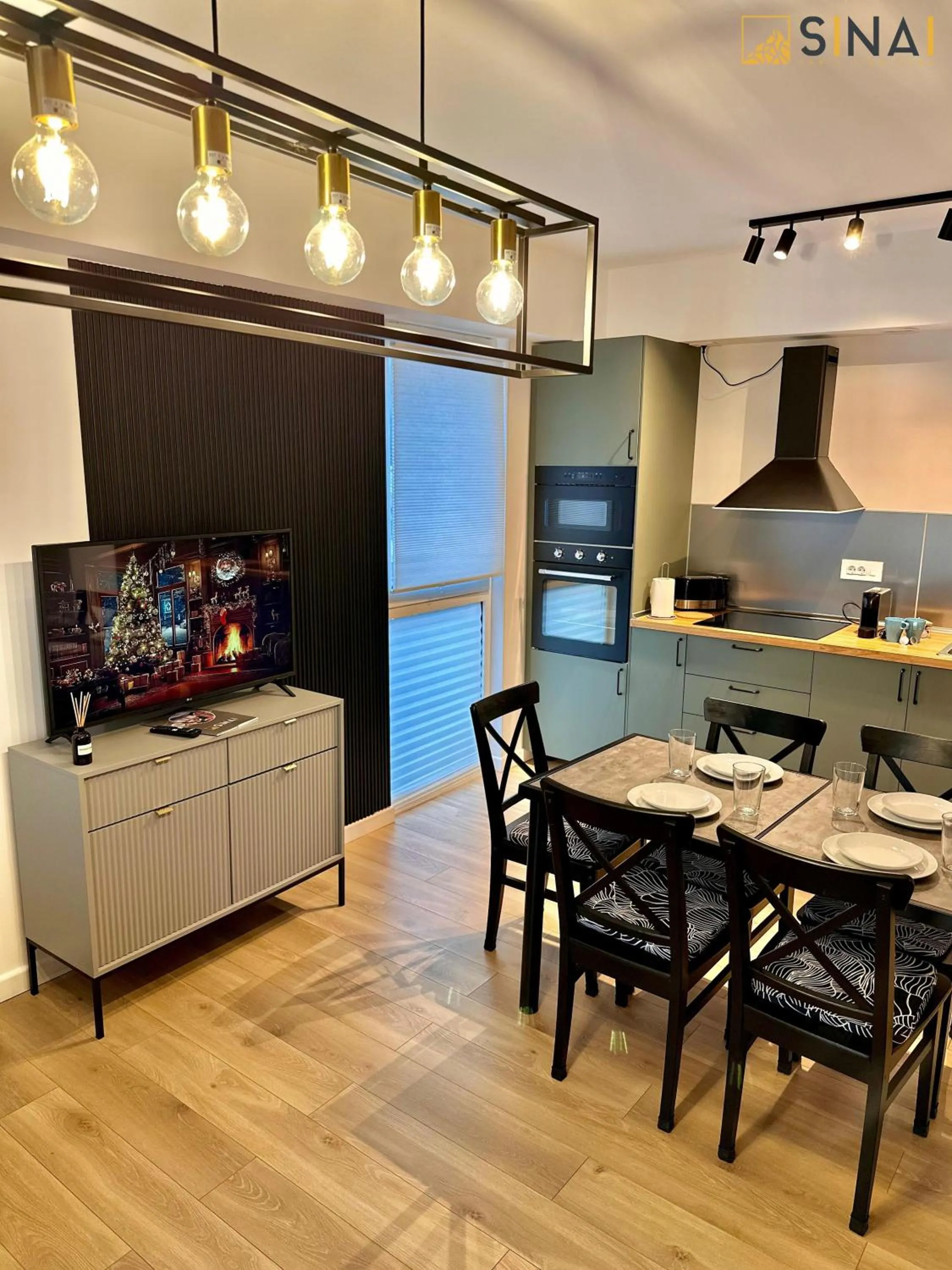 Kitchen or kitchenette in SINAI APH Apartments