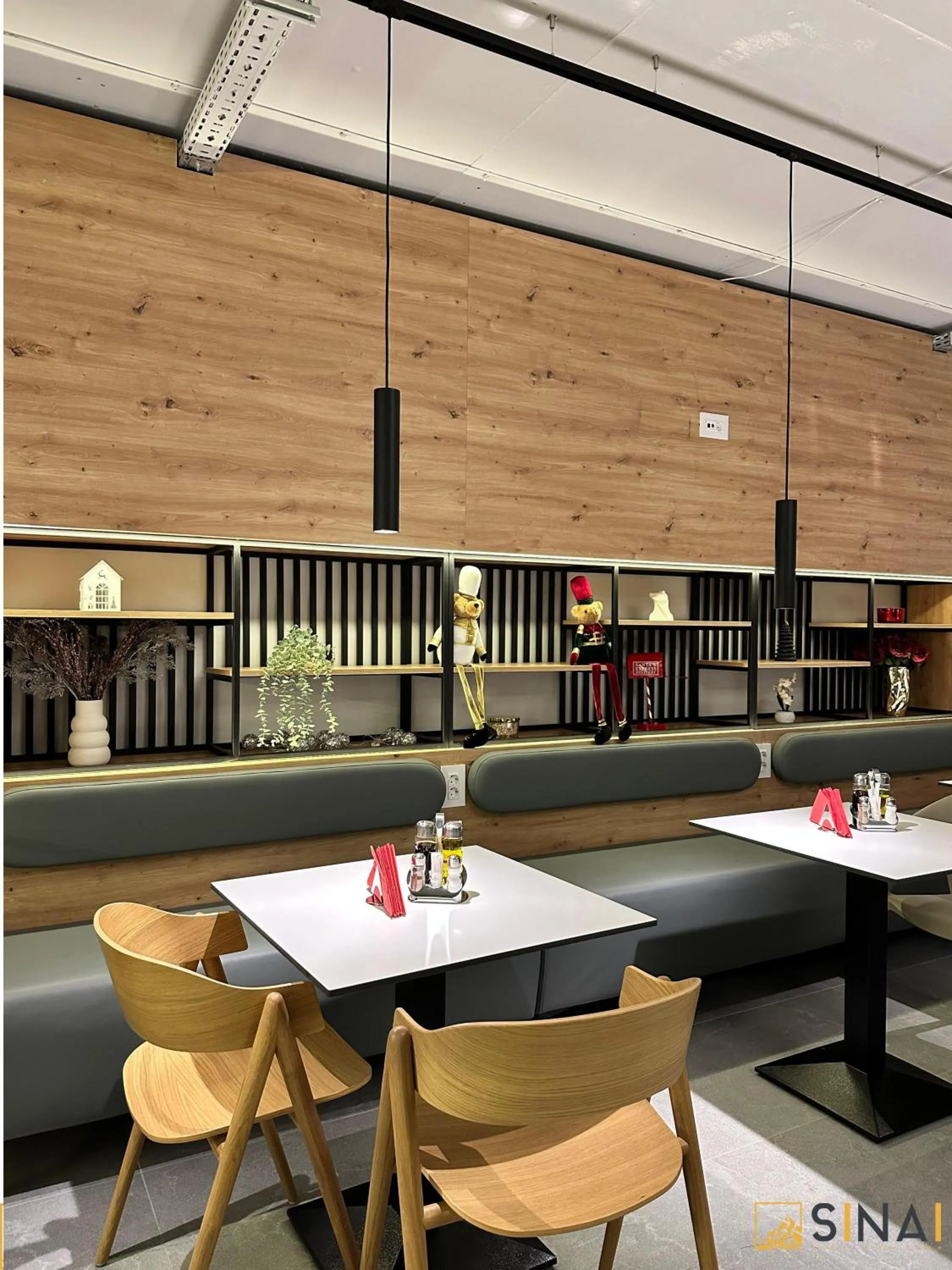 Restaurant/places to eat in SINAI APH Apartments