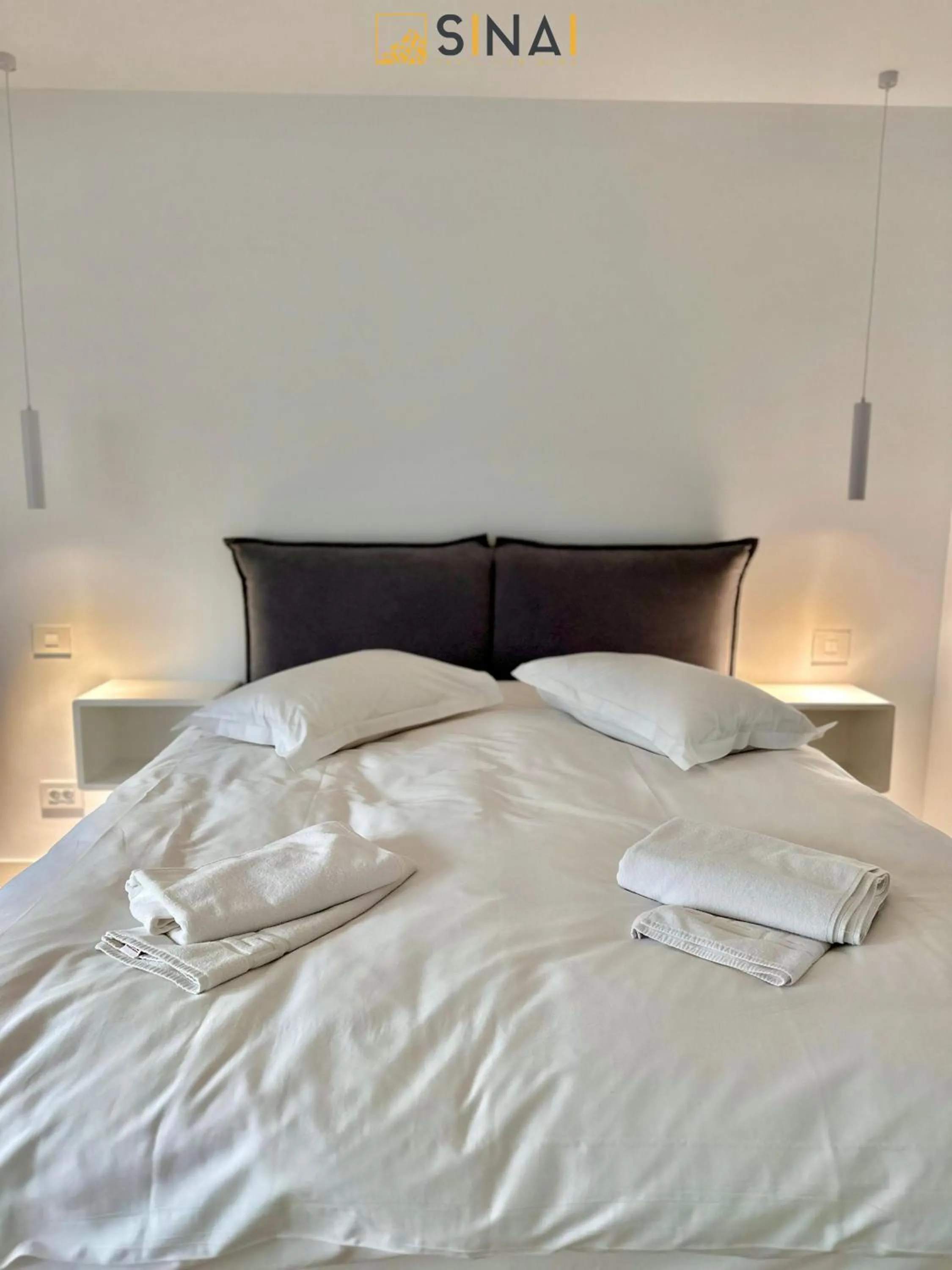 Bed in SINAI APH Apartments