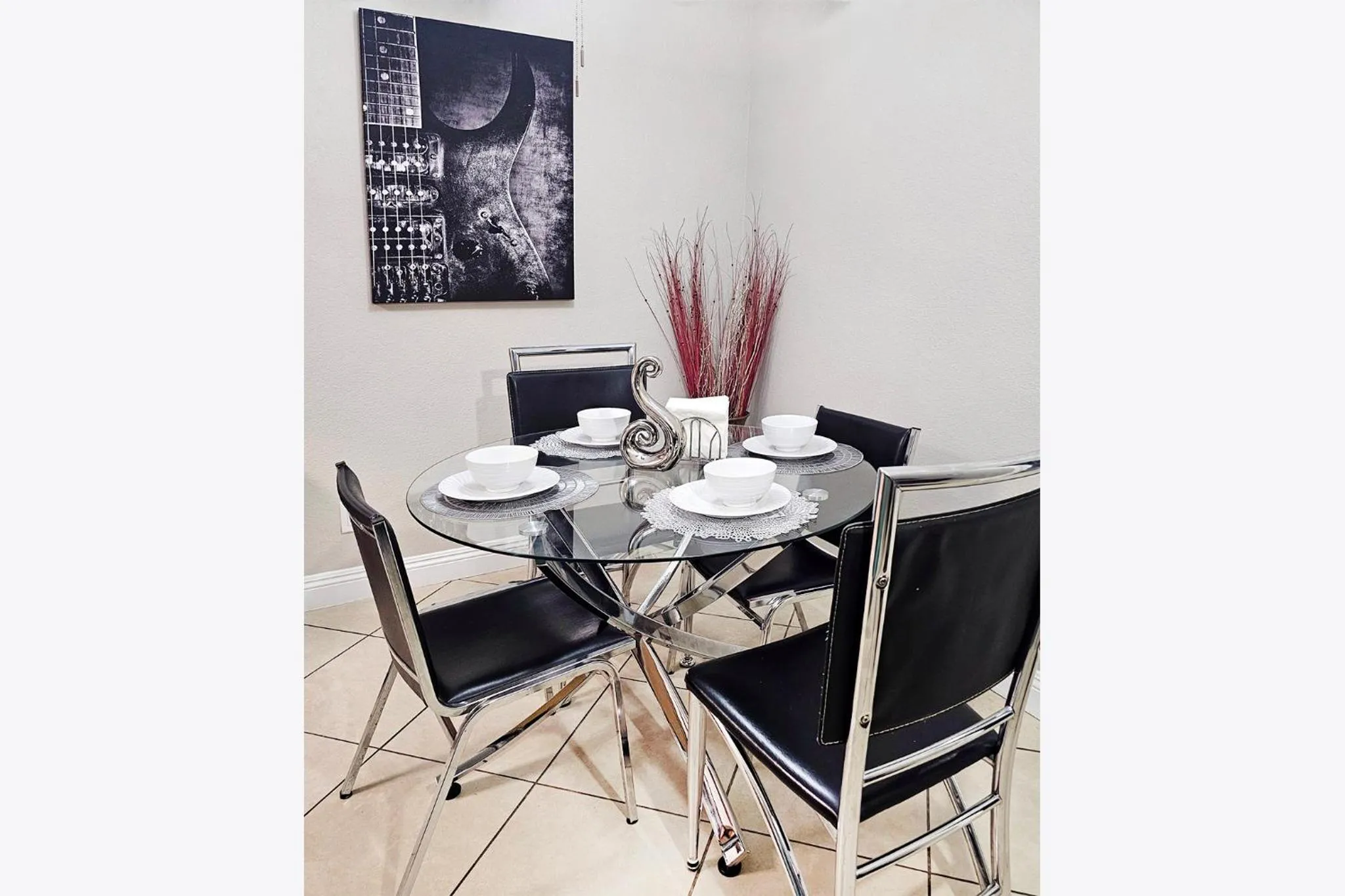 Dining area in UPGRADED & STYLISH, POOL, HOT TUB, WALK TO STRIP!