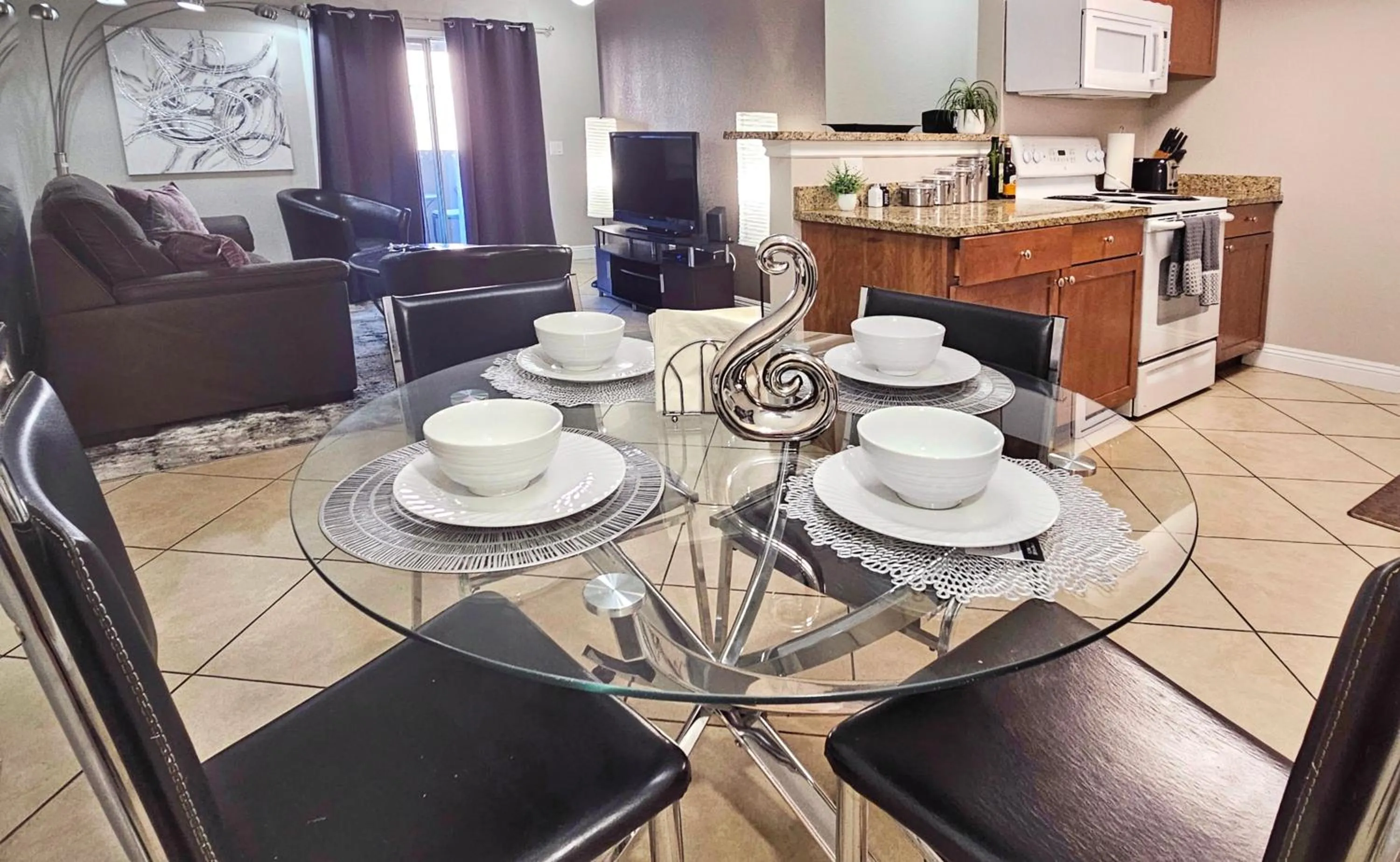 Kitchen or kitchenette in UPGRADED & STYLISH, POOL, HOT TUB, WALK TO STRIP!