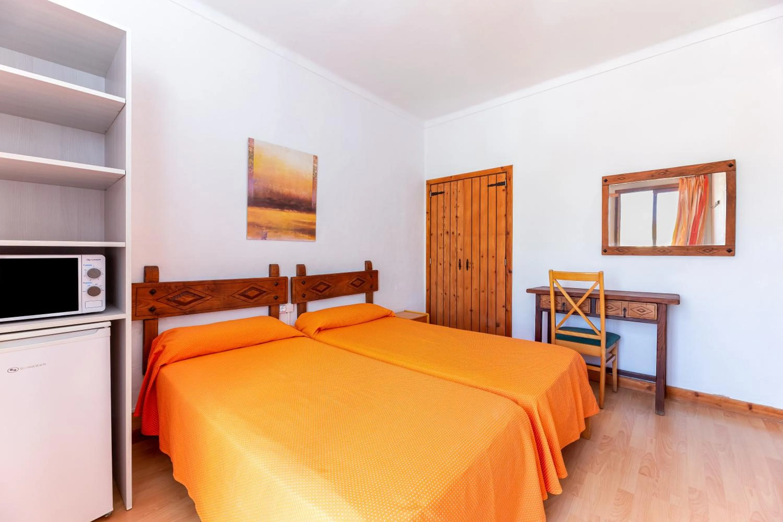 Photo of the whole room, Bed in Hostal Residencia San Francisco