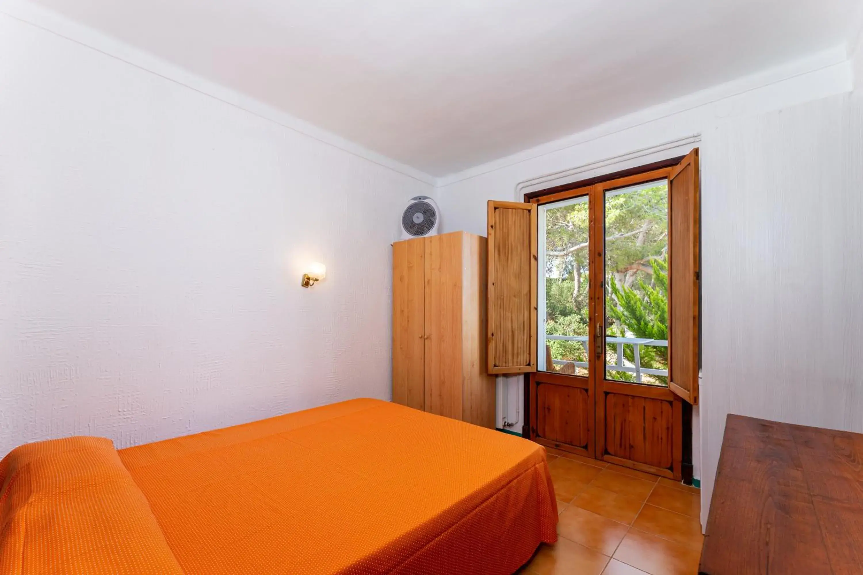 Photo of the whole room, Bed in Hostal Residencia San Francisco Photo of the whole room, Bed in Hostal Residencia San Francisco