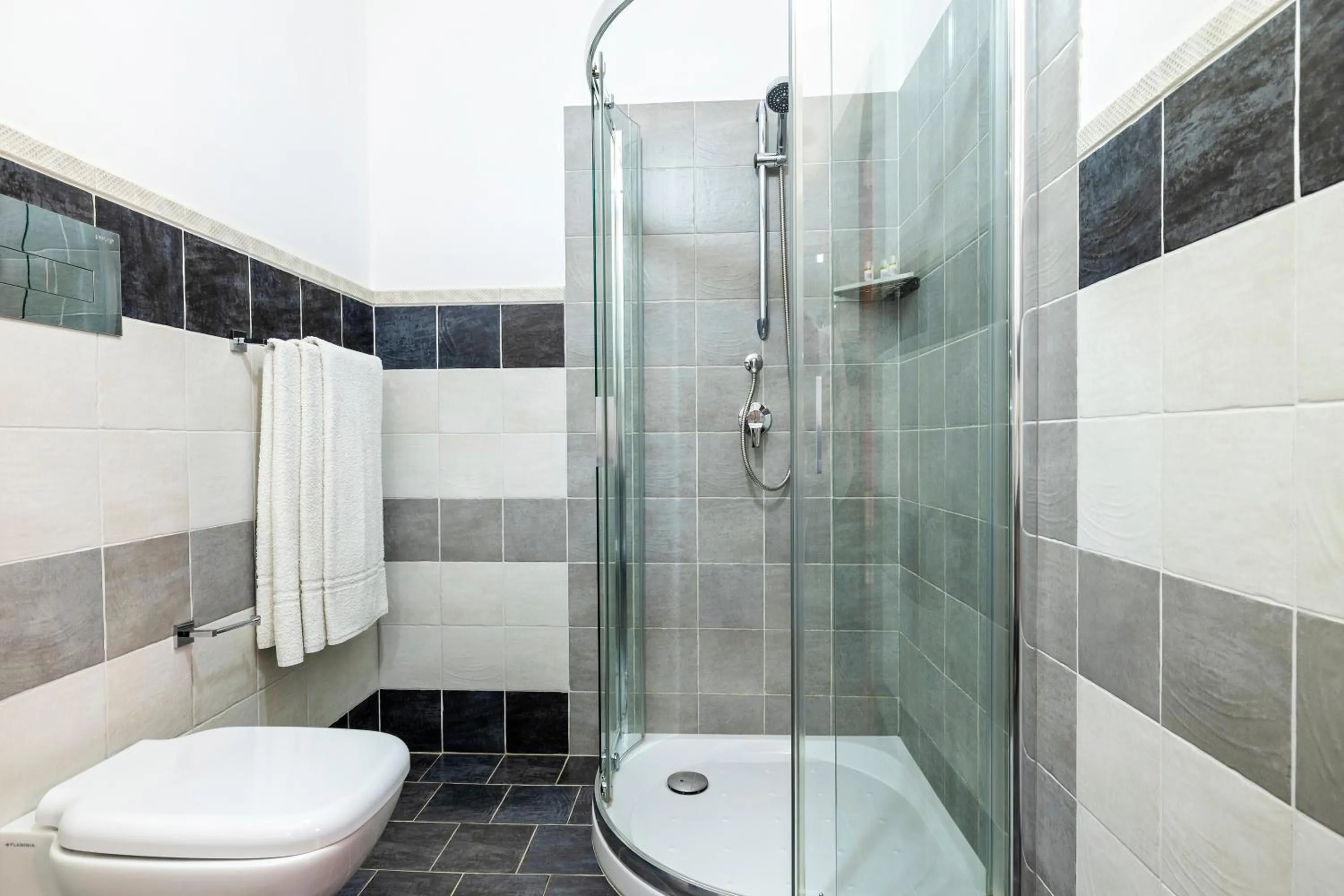 Shower in B&B L'Angolino della nonna