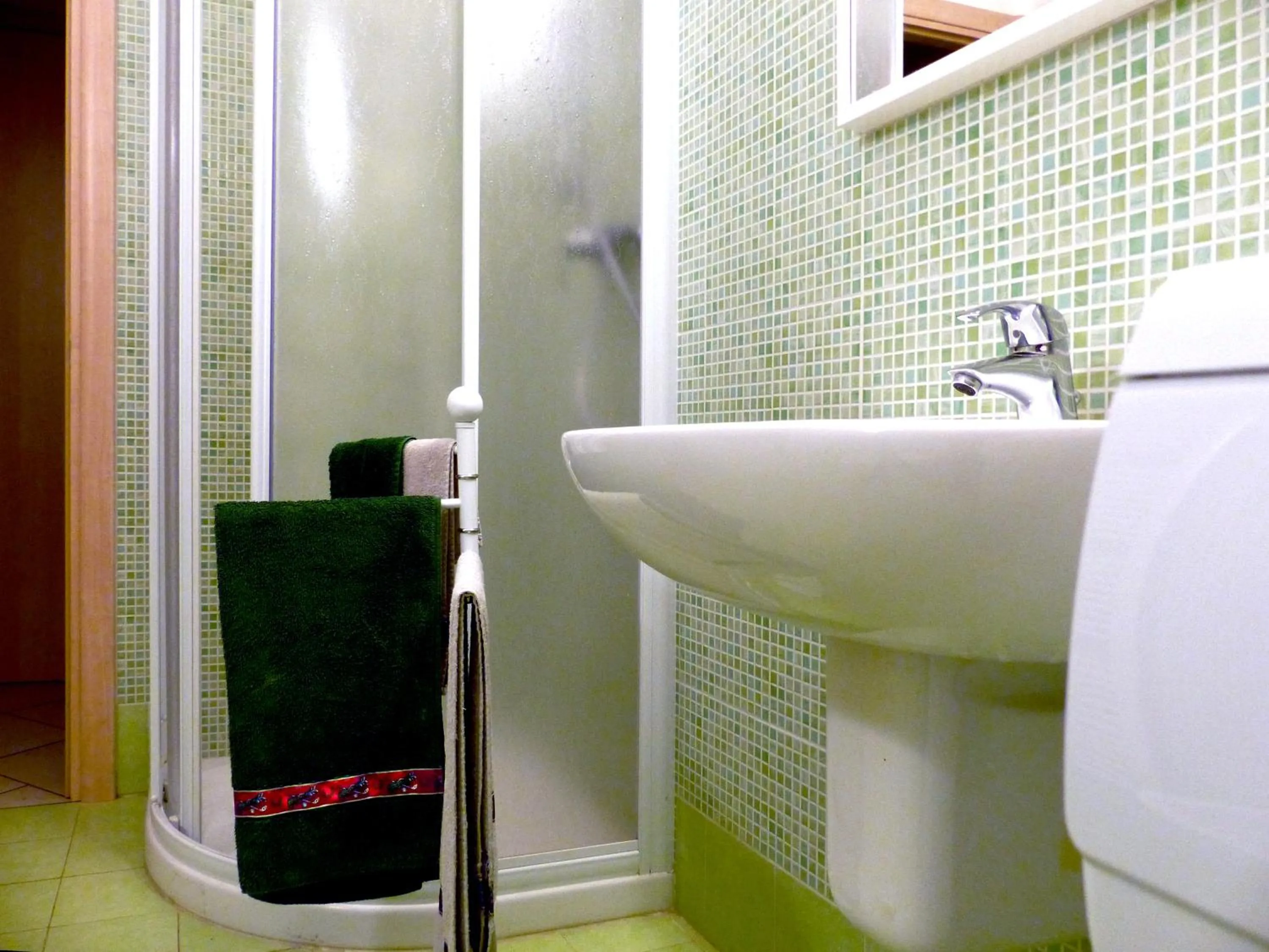 Bathroom in Residence Giglio Comer See