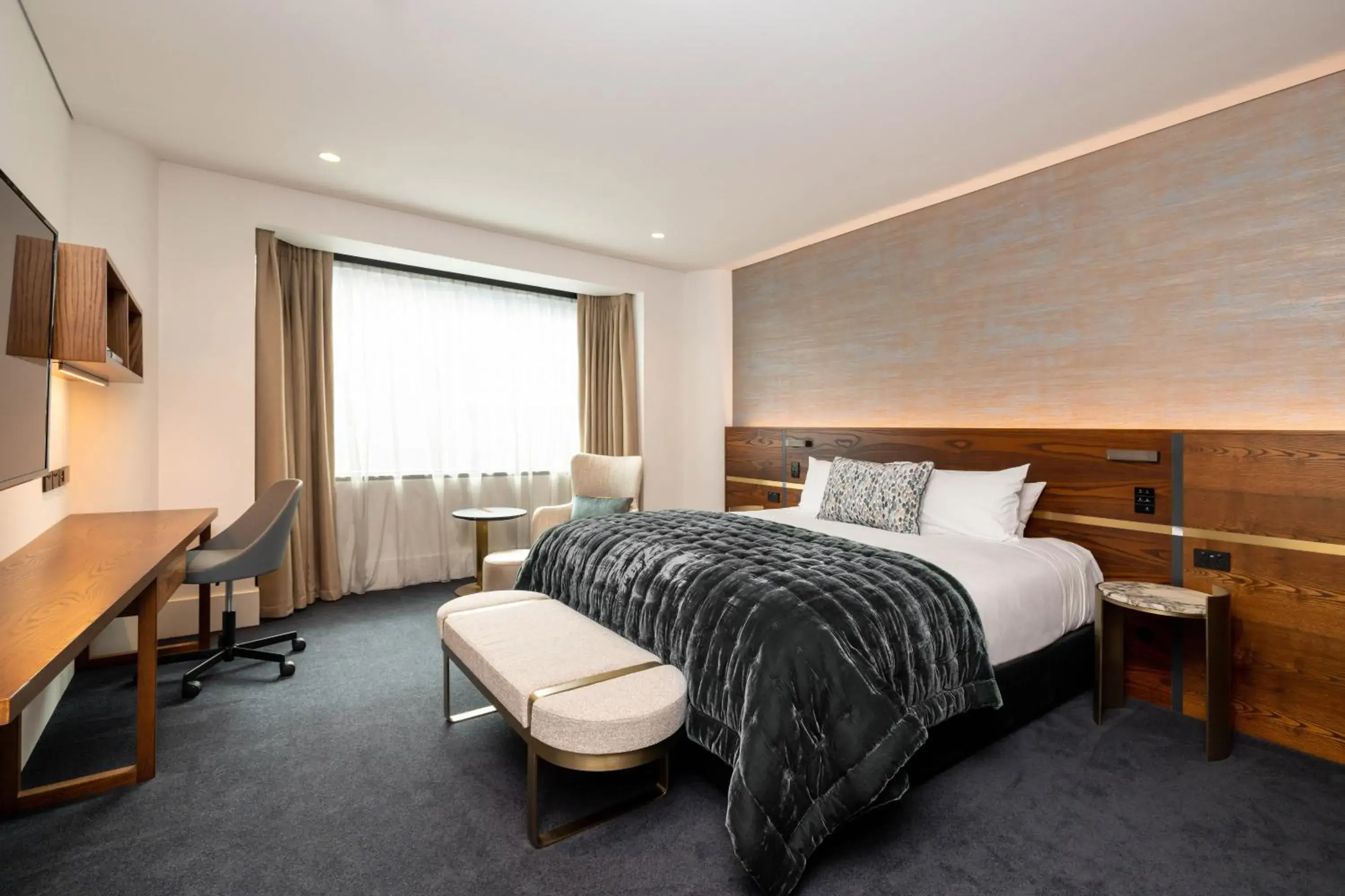 Accessible Superior King Room in Horizon by SkyCity Accessible Superior King Room in Horizon by SkyCity