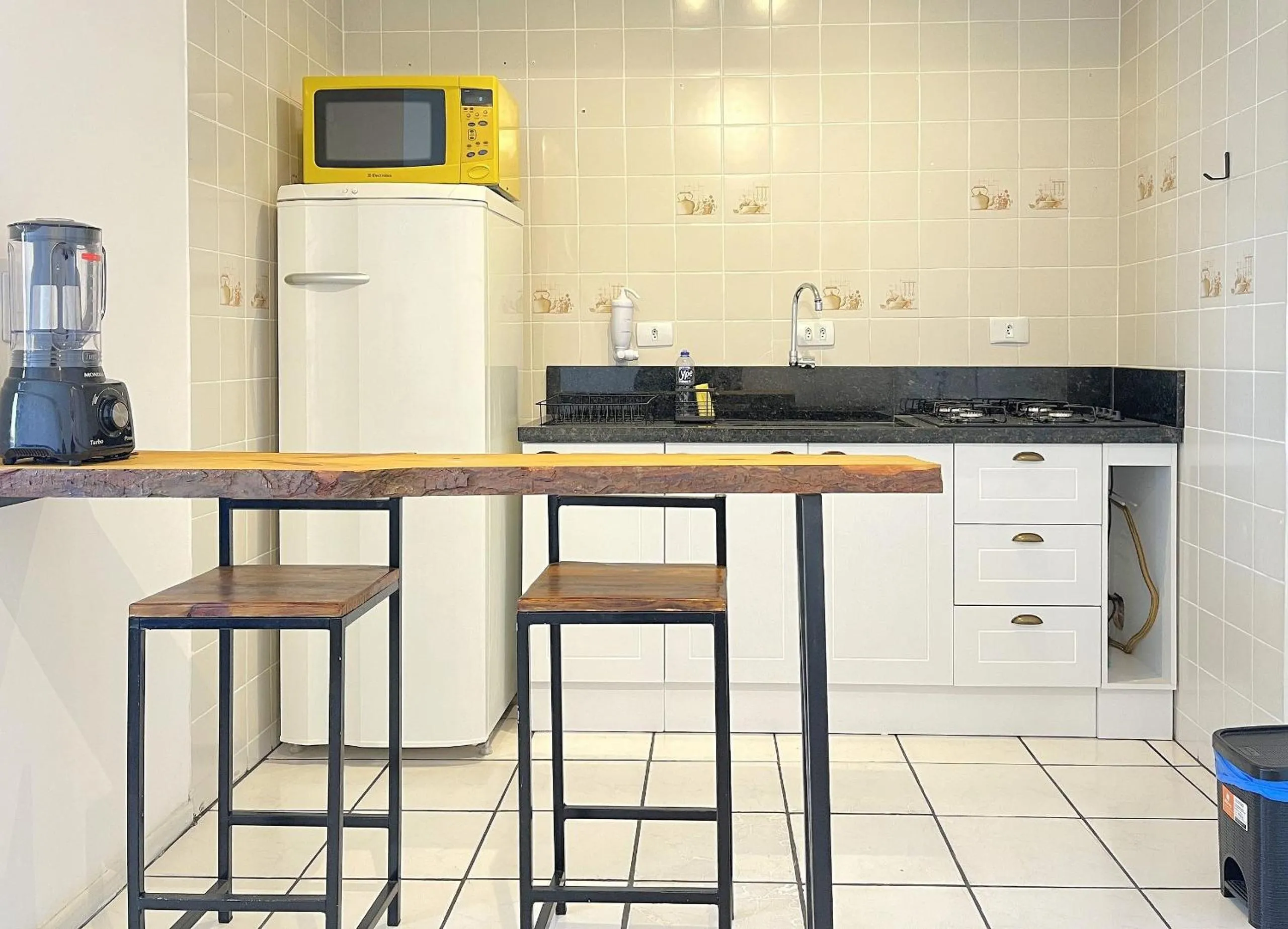 Kitchen or kitchenette in Ed. Vitoria | Bairro mais requisitado de Curitiba | Gonzaga Stays
