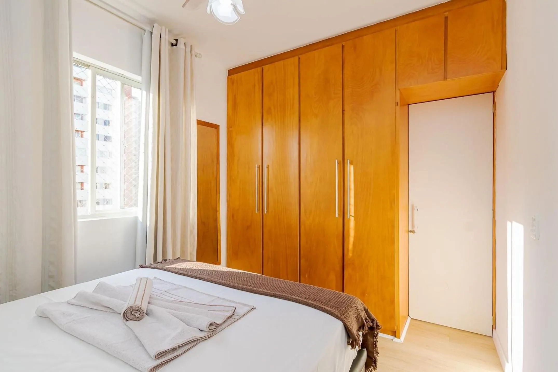 Bedroom, Bed in Ed. Vitoria | Bairro mais requisitado de Curitiba | Gonzaga Stays