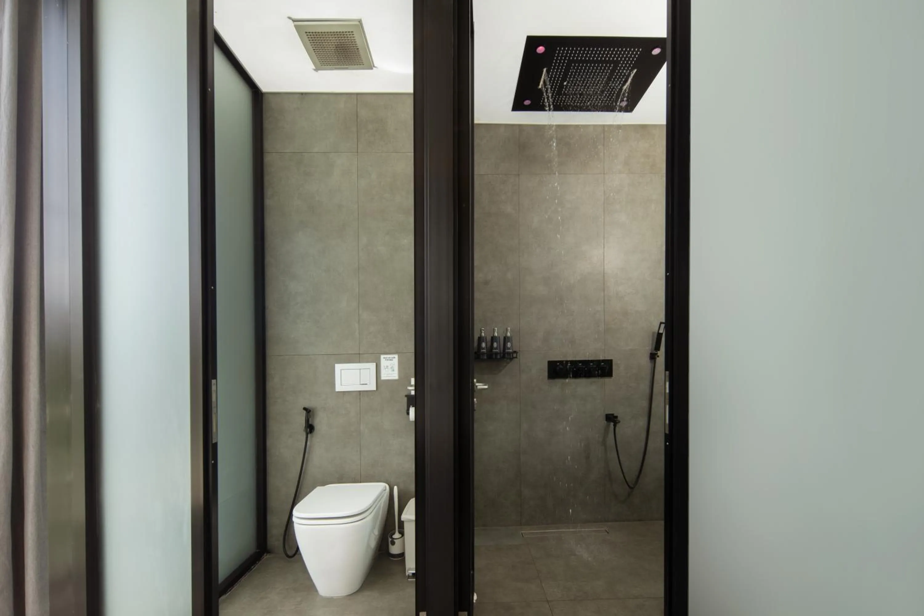 Bathroom in Alex Villas Complex N2