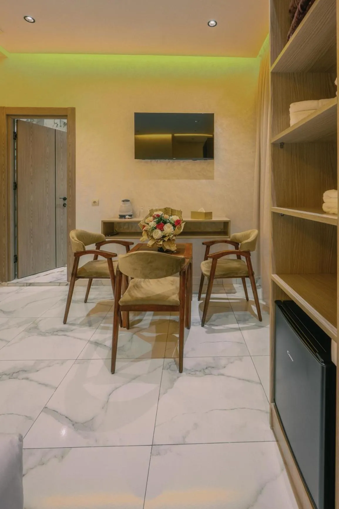 TV and multimedia in Résidence Hoteliére Chez Aziz