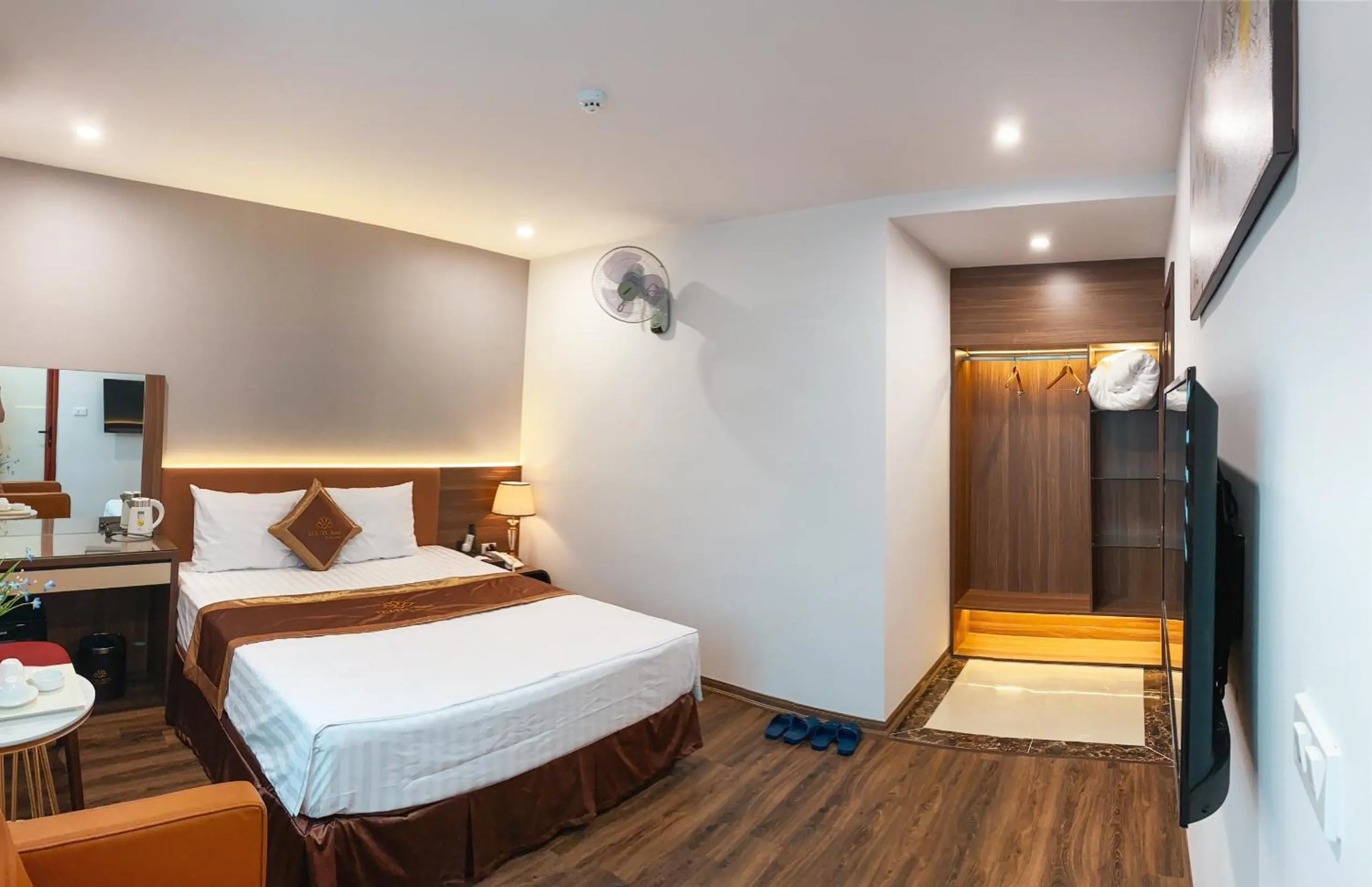 Bed in Luxtel Hotel Ngoại Giao Đoàn