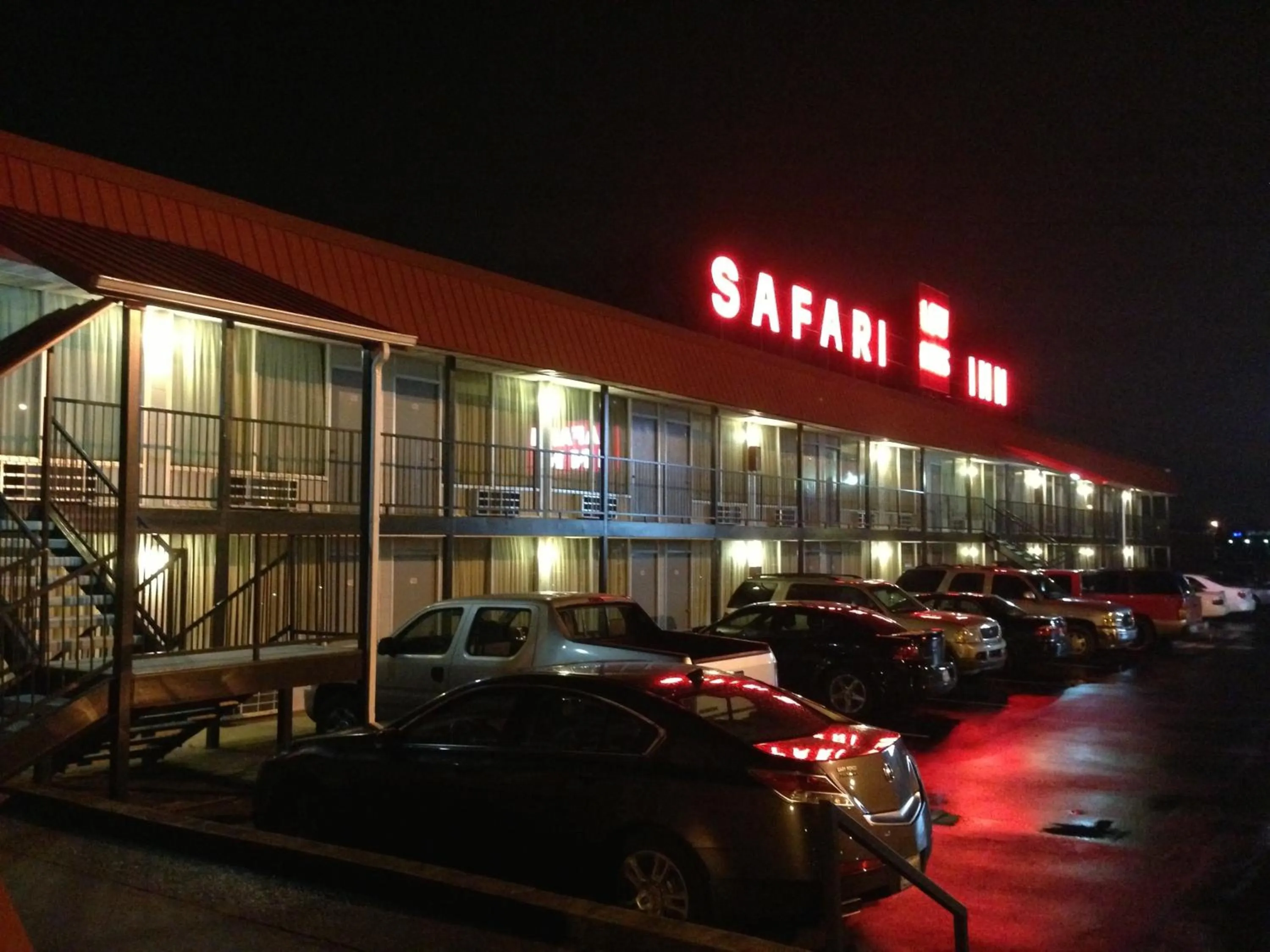 Property building in Safari Inn - Murfreesboro