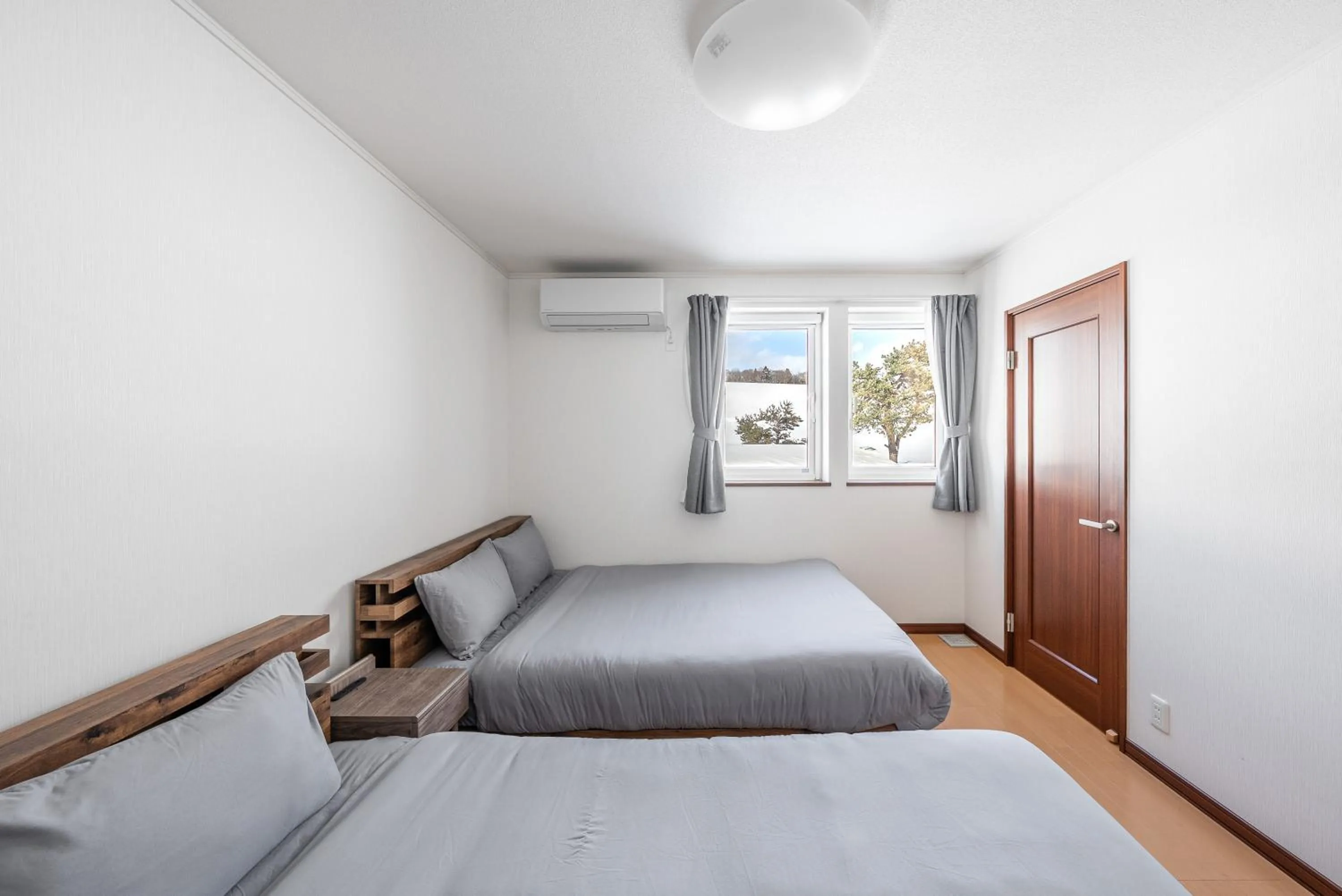 Bed in THE VILLA FURANO【Wide Horizon】