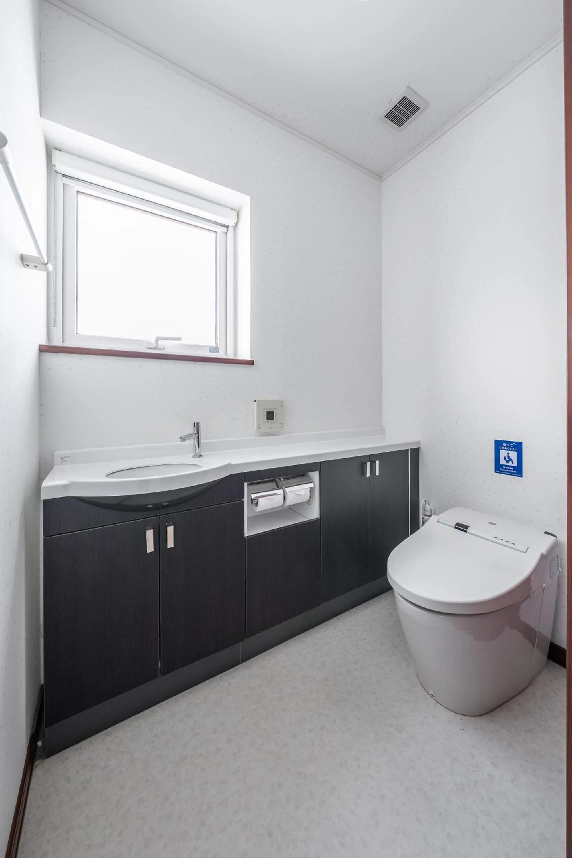 Toilet in THE VILLA FURANO【Wide Horizon】