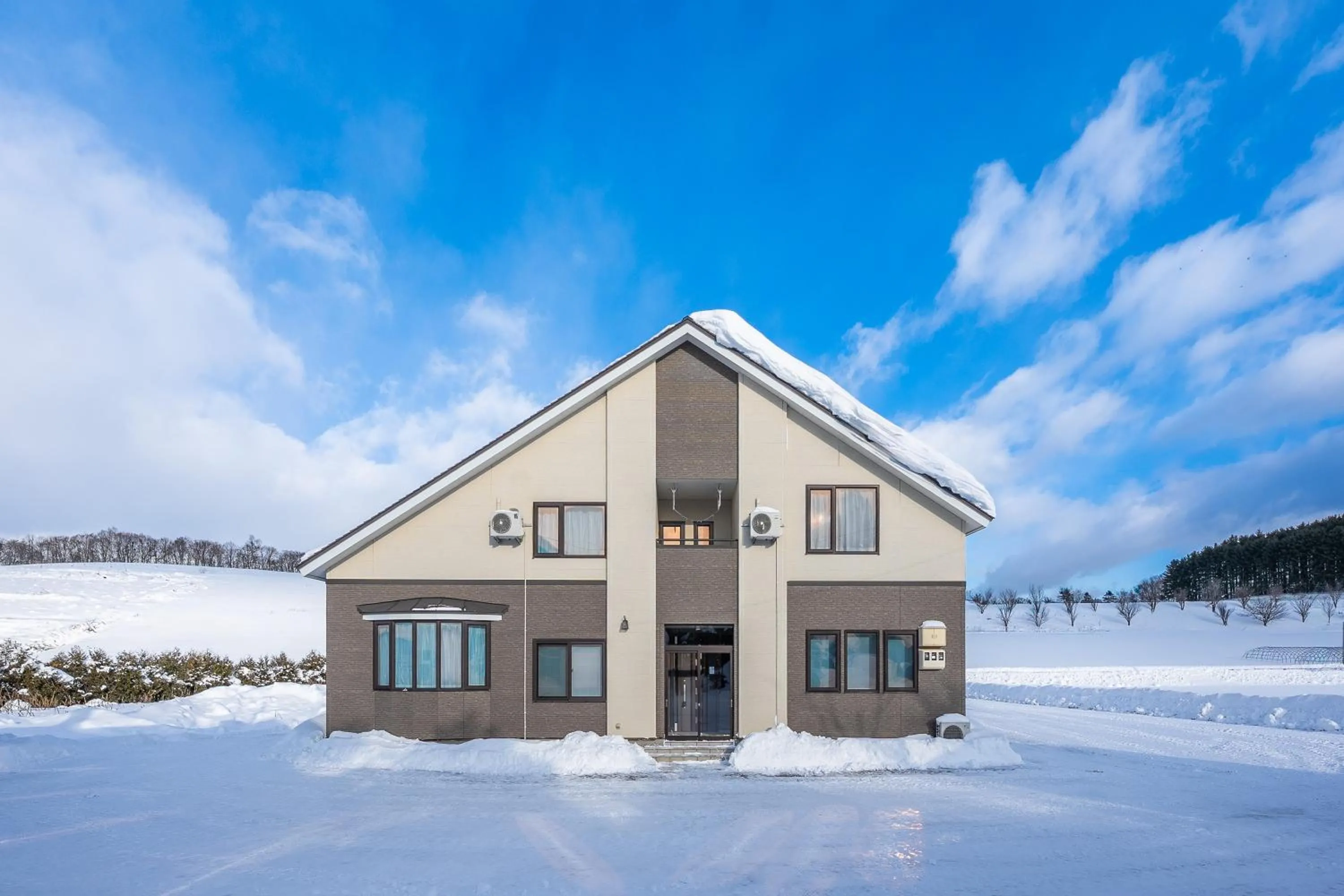 Property building in THE VILLA FURANO【Wide Horizon】