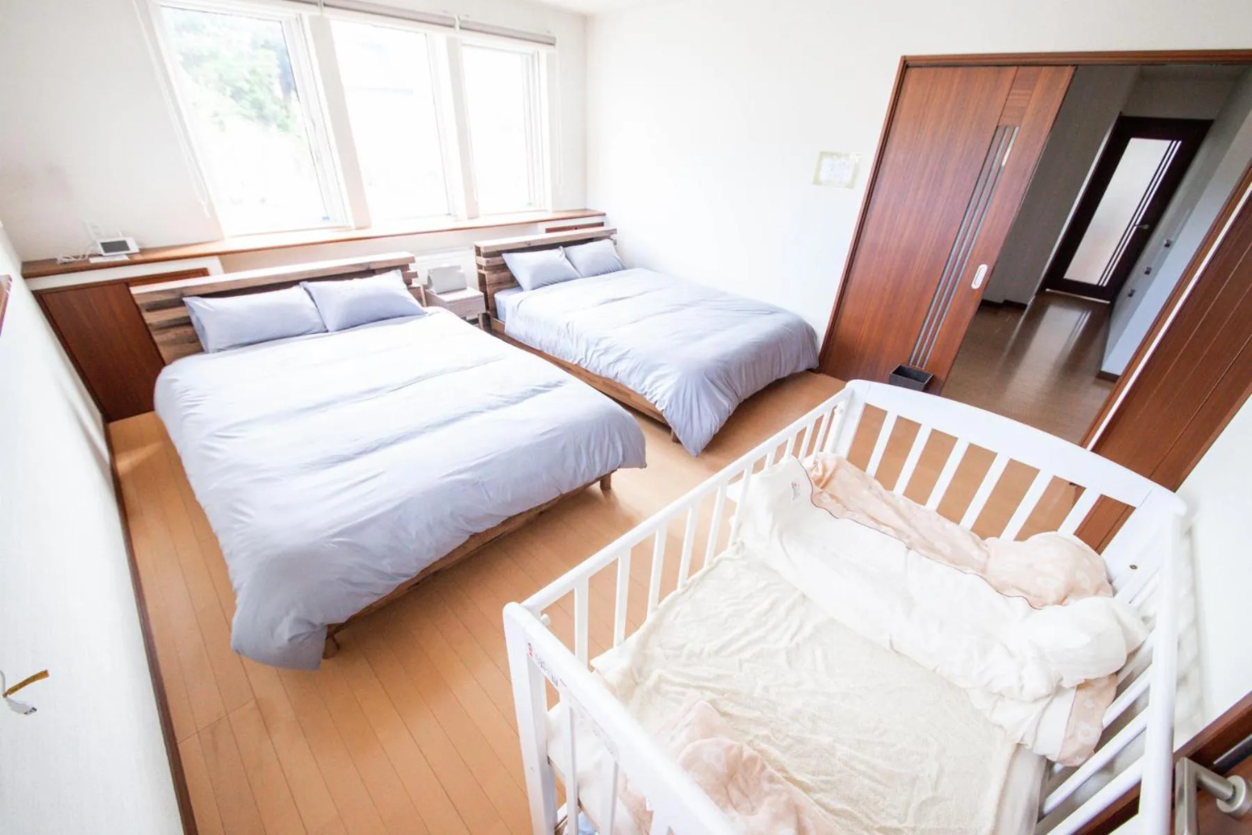 Bed in THE VILLA FURANO【Wide Horizon】
