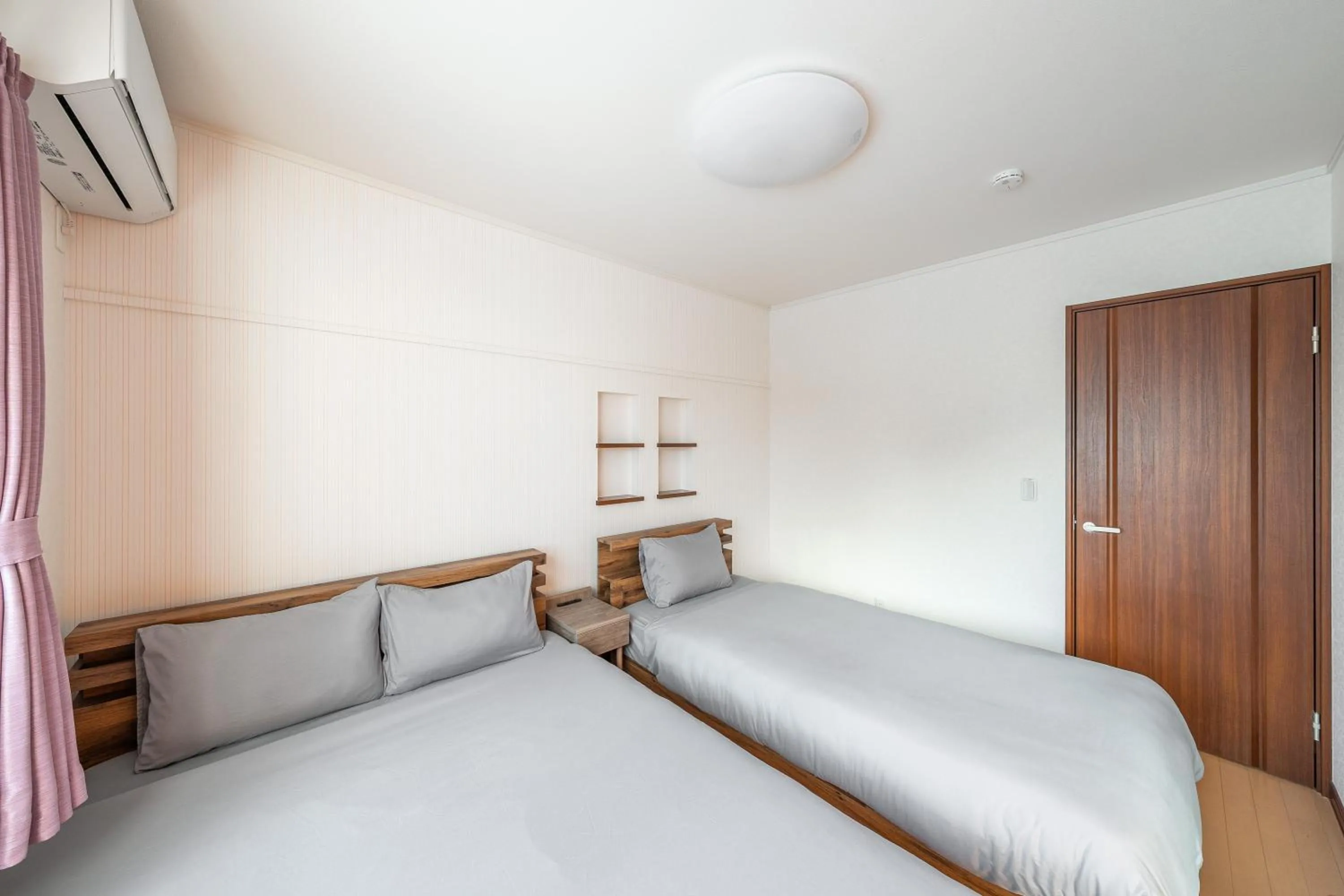 Bed in THE VILLA FURANO【Wide Horizon】