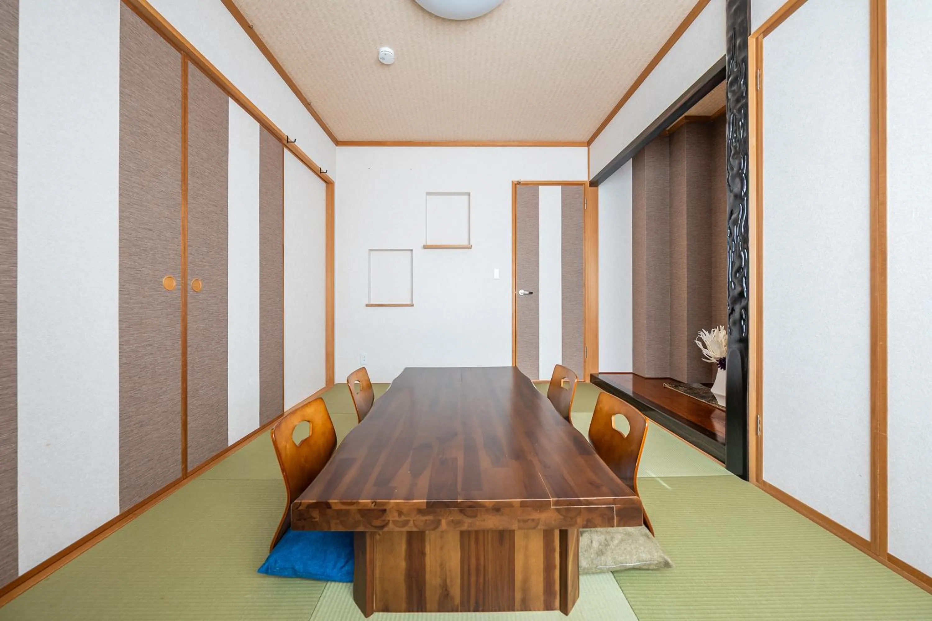 Seating area in THE VILLA FURANO【Wide Horizon】